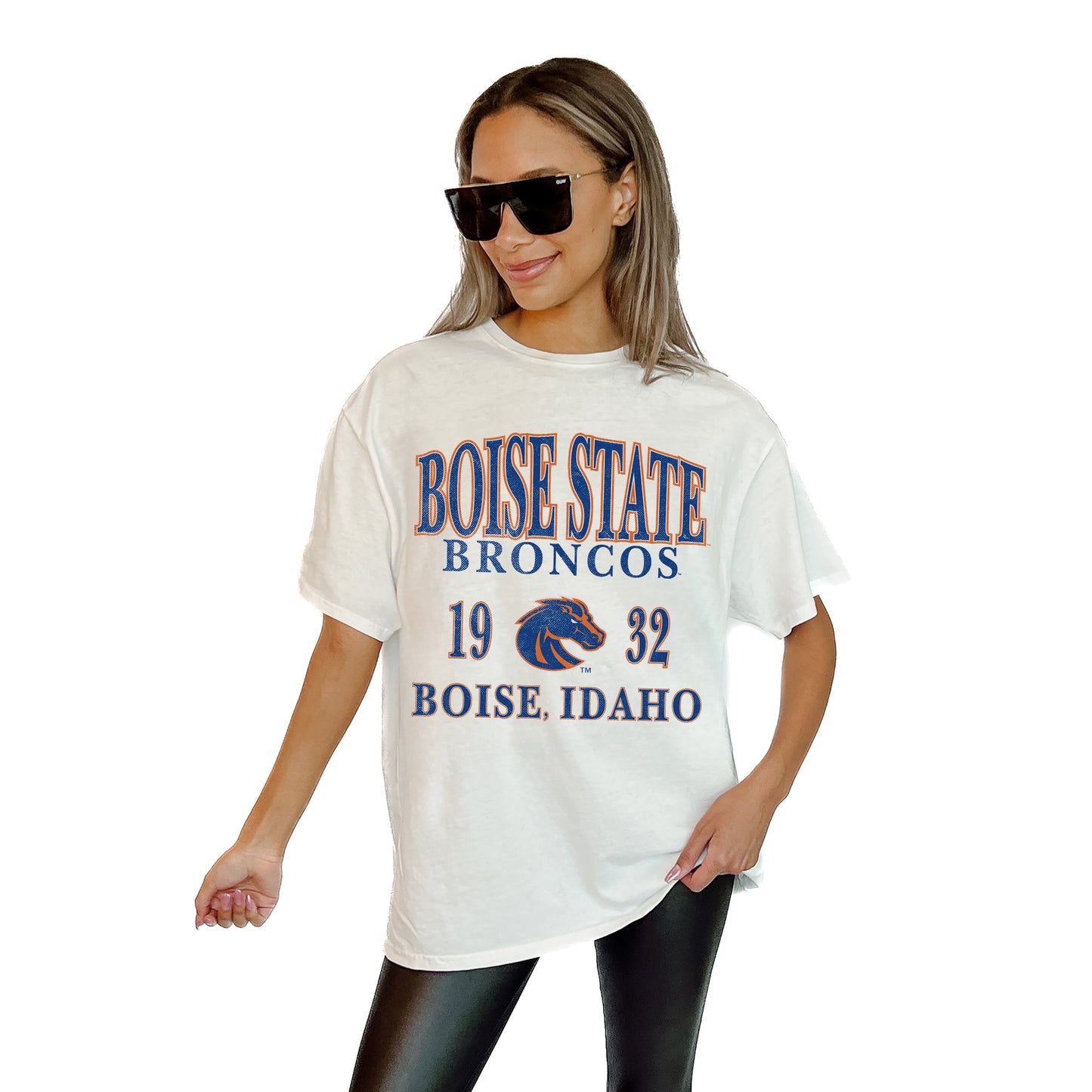 BOISE STATE BRONCOS UNITY RELAXED FIT SHORT SLEEVE CLASSIC CREWNECK TEE WITH RIBBED NECKLINE
