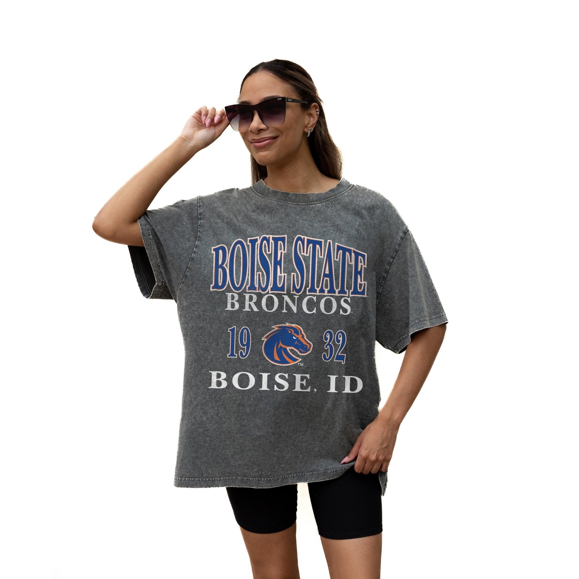 BOISE STATE BRONCOS THROWBACK RELAXED FIT SNOW WASH SHORT SLEEVE CLASSIC CREWNECK TEE WITH RIBBED NECKLINE - The Club