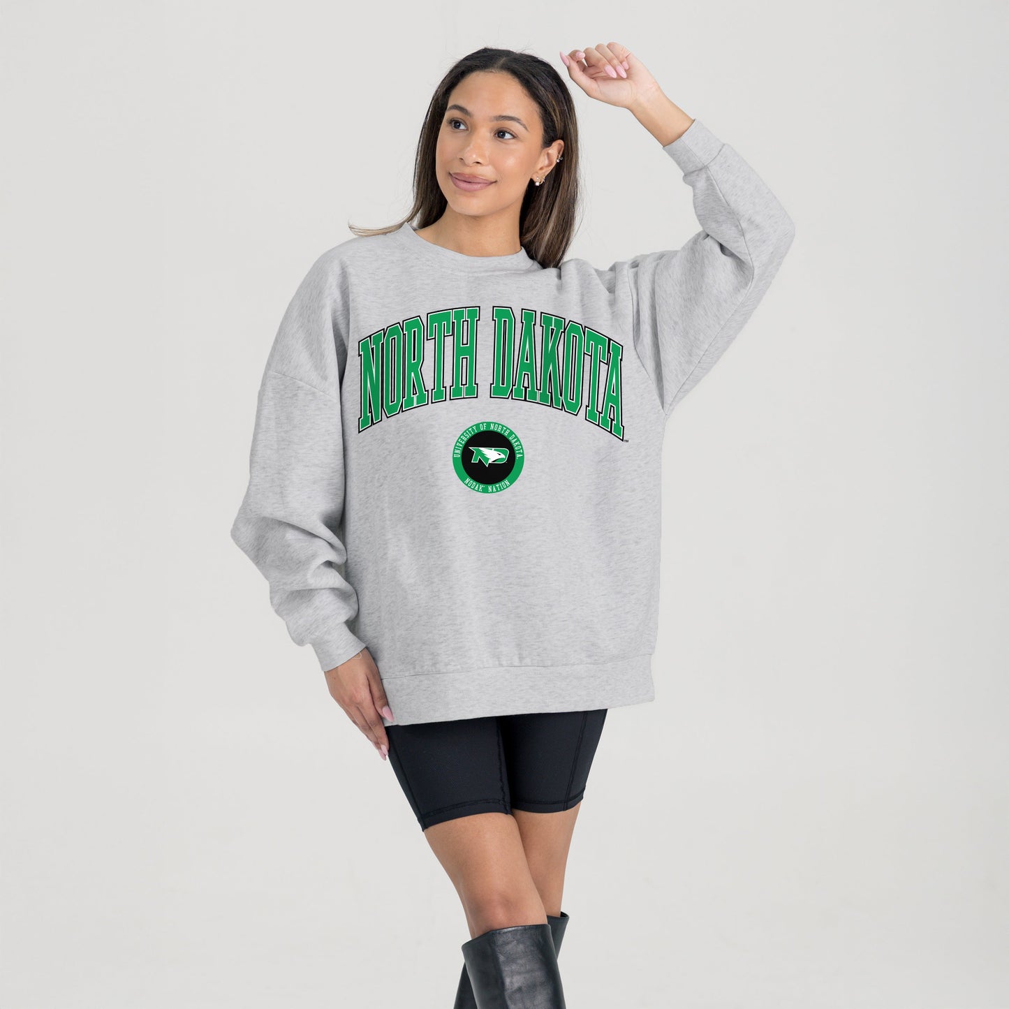 NORTH DAKOTA FIGHTING HAWKS TRADITION REFINED PREMIUM FLEECE CREWNECK PULLOVER