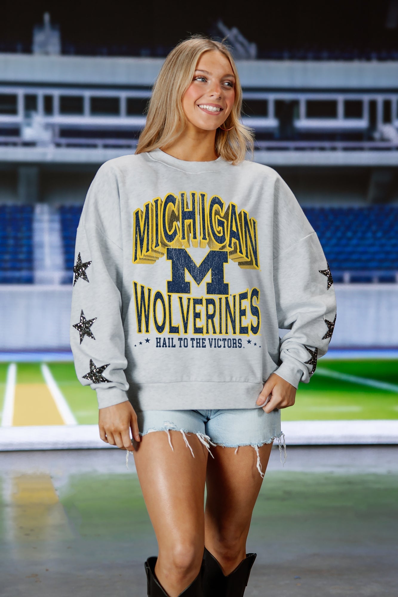 MICHIGAN WOLVERINES RESILIENCE STAR EMBELLISHED CREW SWEATSHIRT