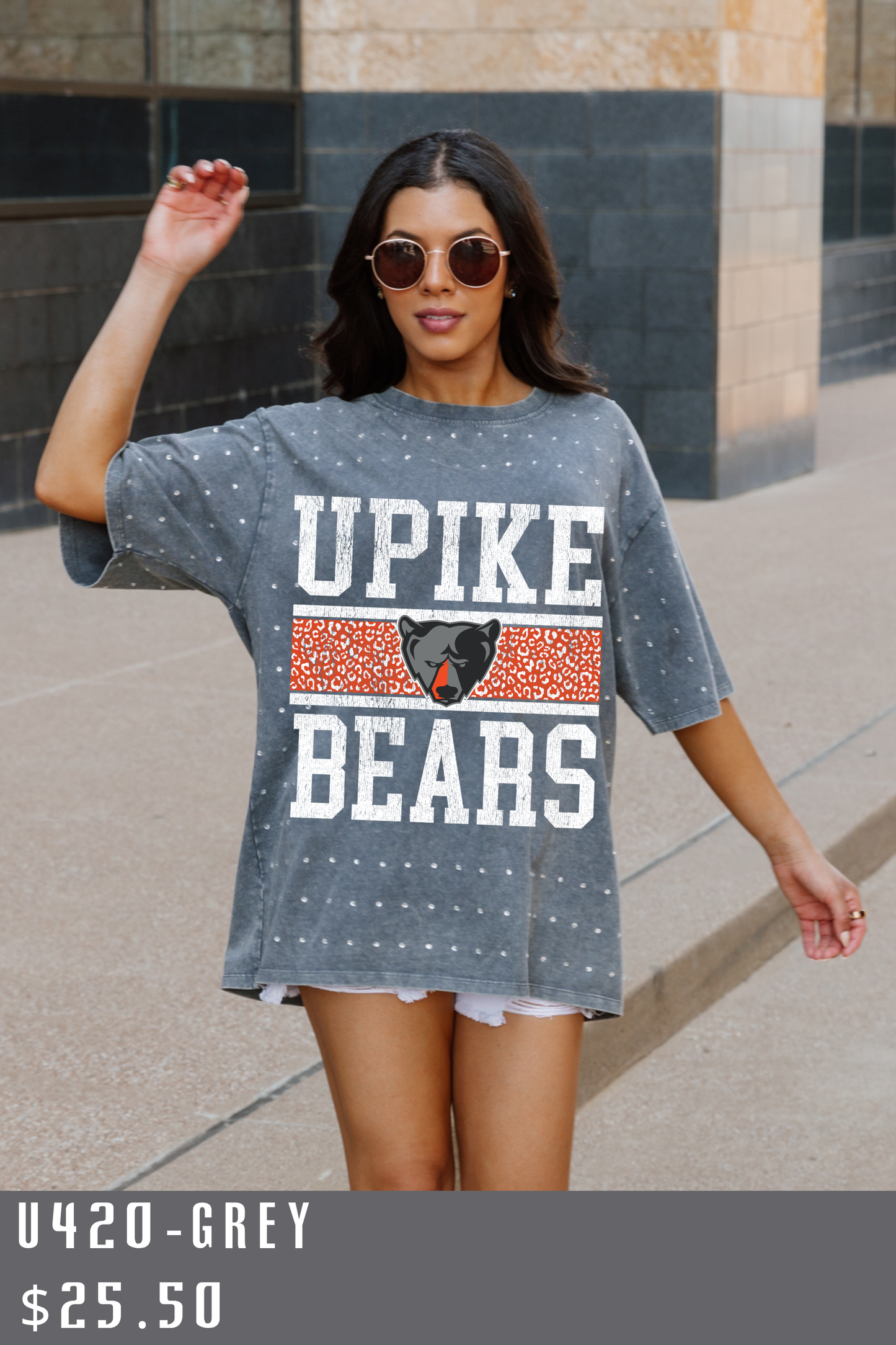 PIKEVILLS BEARS RHINESTONE VINTAGE WASH BOYFRIEND TEE