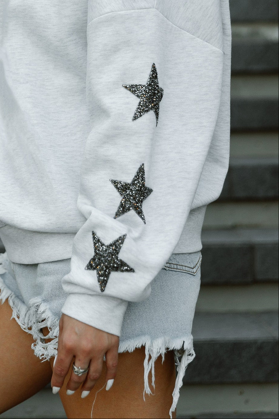 OUTLINE SPARTAN GAMEDAY STAR SWEATSHIRT