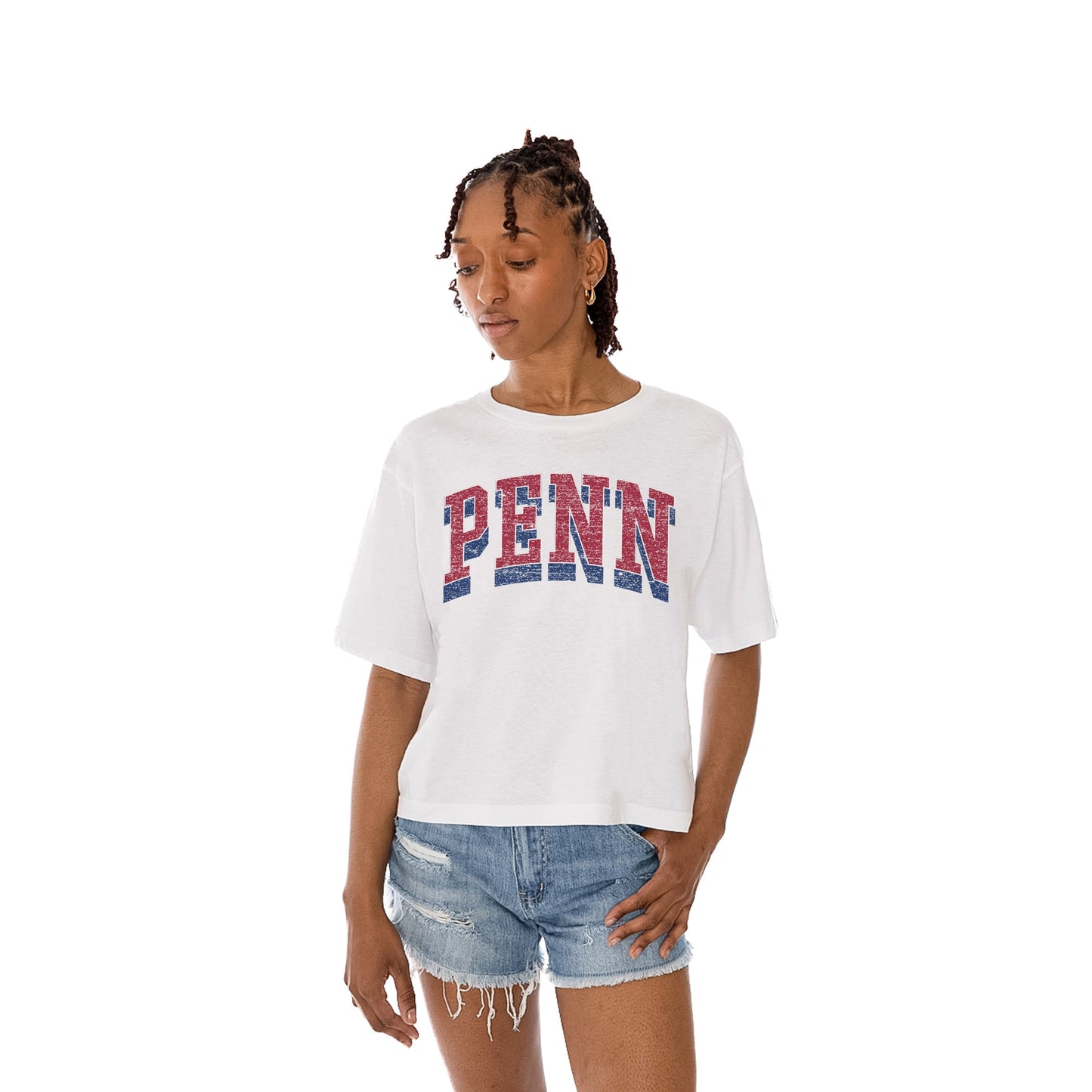 PENNSYLVANIA QUAKERS CLAIM TO FAME WOMEN'S MIDI-LENGTH, BOXY FIT CROPPED TEE WITH DROP SHOULDER SLEEVE