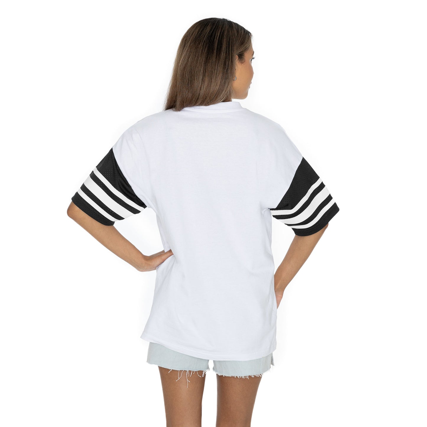 NORTH DAKOTA FIGHTING HAWKS STARTING LINEUP BOLD CONTRAST, OVERSIZED, SPORTY HERITAGE-STRIPED TEE WITH JERSEY MESH SHORT SLEEVES AND RIBBED NECKLINE