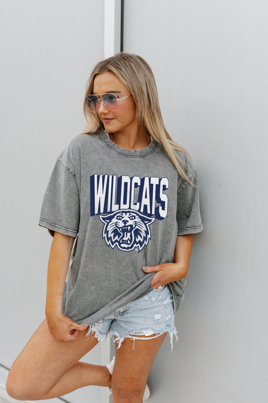 VILLANOVA WILDCATS SOLID DEFENSE OVERSIZED CREWNECK TEE