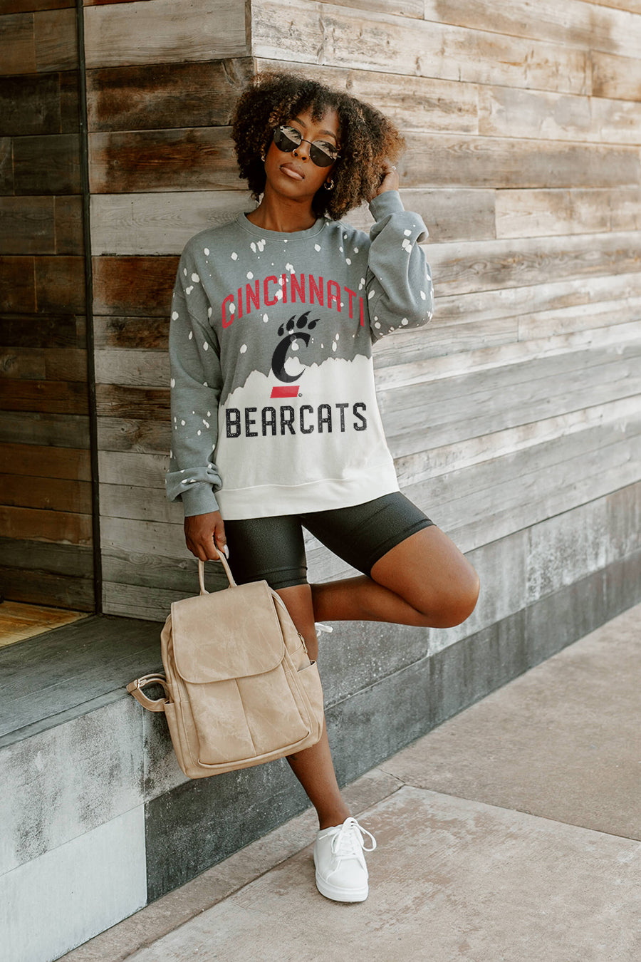 CINCINNATI BEARCATS UPCYCLE AND VINTAGE FADED WASH CREWNECK PULLOVER