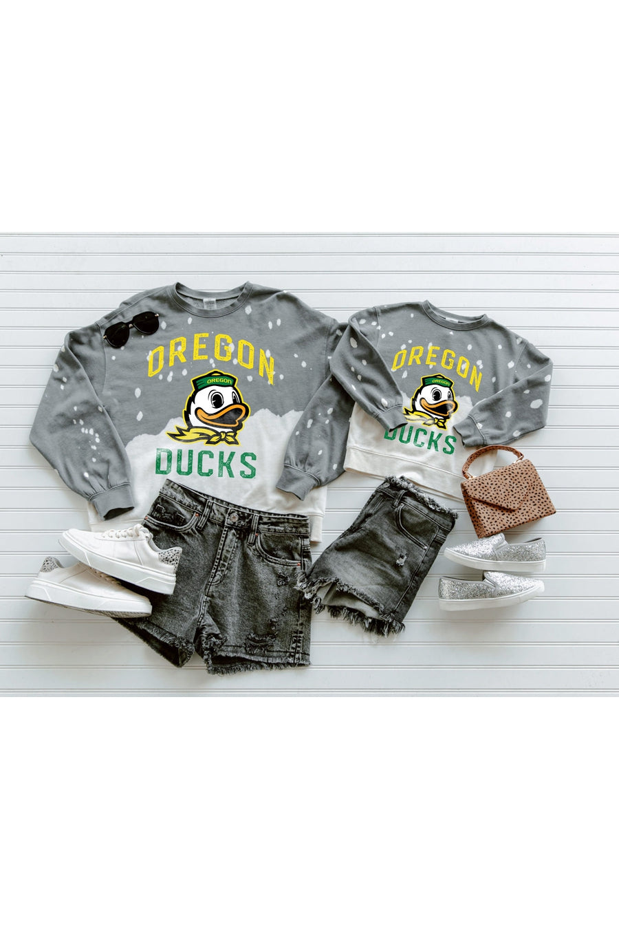 OREGON DUCKS UPCYCLE AND VINTAGE FADED WASH CREWNECK PULLOVER