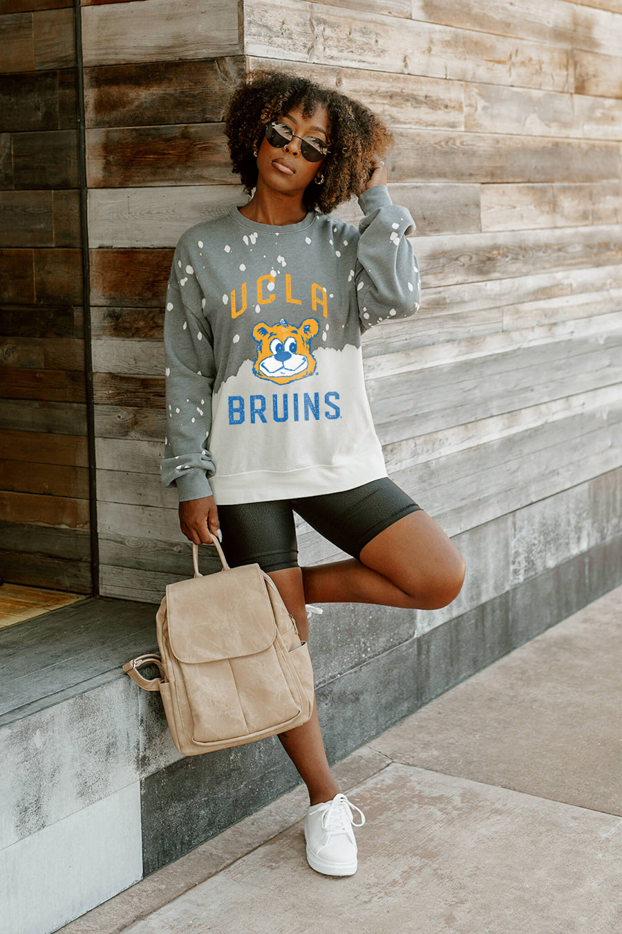 UCLA BRUINS UPCYCLE AND VINTAGE FADED WASH CREWNECK PULLOVER