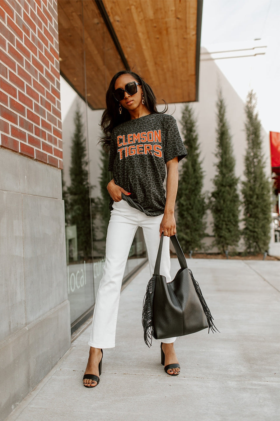 CLEMSON TIGERS "FAN FAVORITE" LEOPARD STANDARD FIT CREW NECK TEE