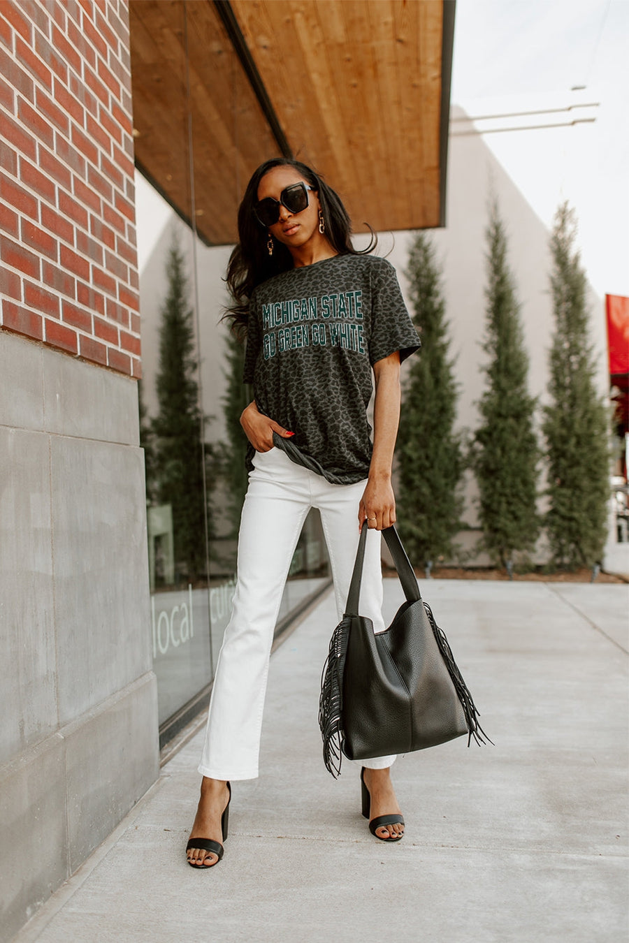 MICHIGAN STATE SPARTANS "FAN FAVORITE" LEOPARD STANDARD FIT CREW NECK TEE