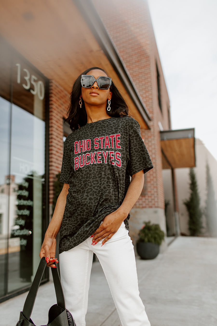 OHIO STATE BUCKEYES "FAN FAVORITE" LEOPARD STANDARD FIT CREW NECK TEE
