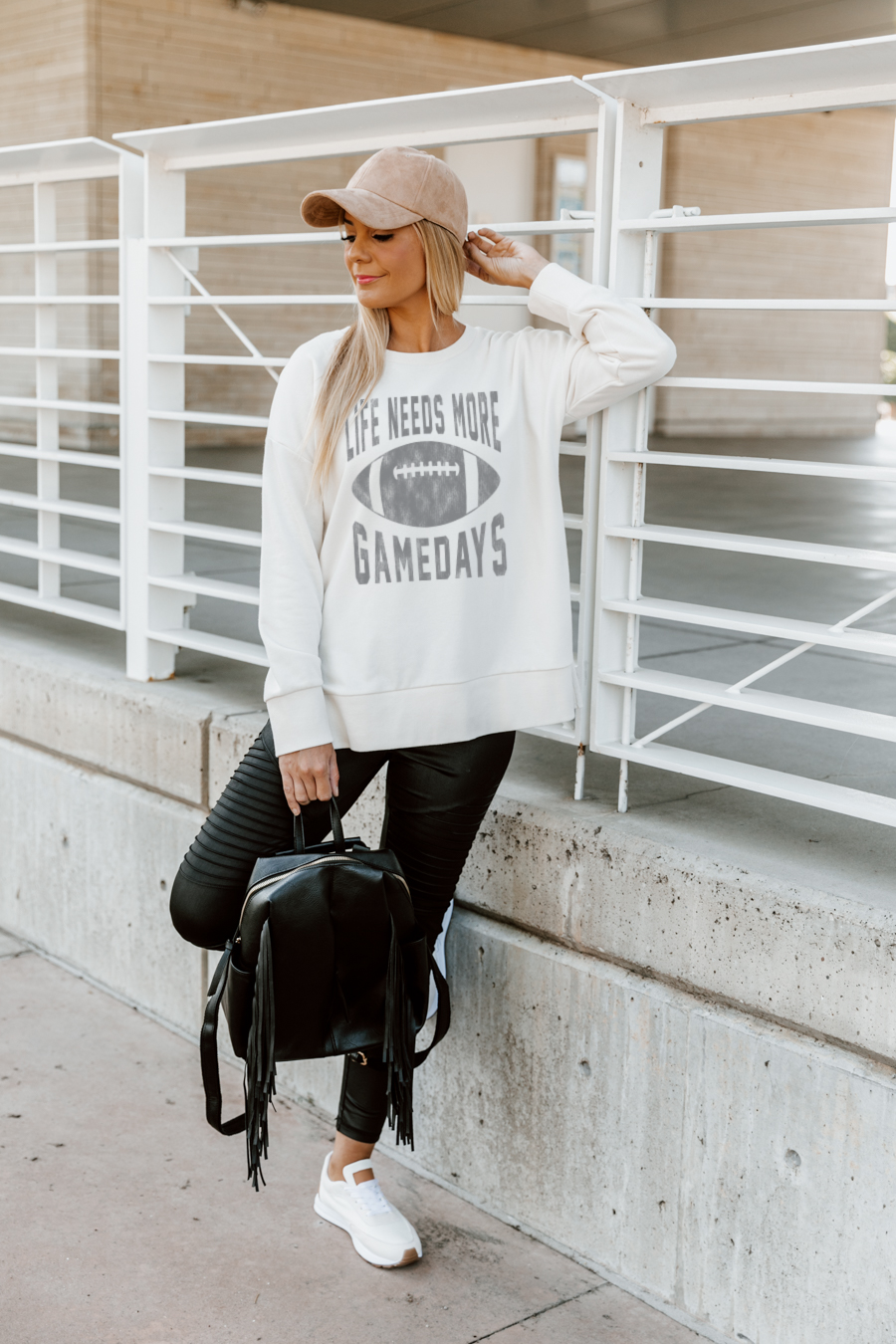 FOOTBALL SEASON SIDE SPLIT PULLOVER