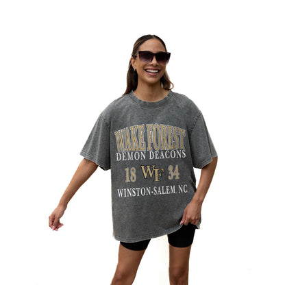 WAKE FOREST DEMON DEACONS THROWBACK RELAXED FIT SNOW WASH SHORT SLEEVE CLASSIC CREWNECK TEE WITH RIBBED NECKLINE