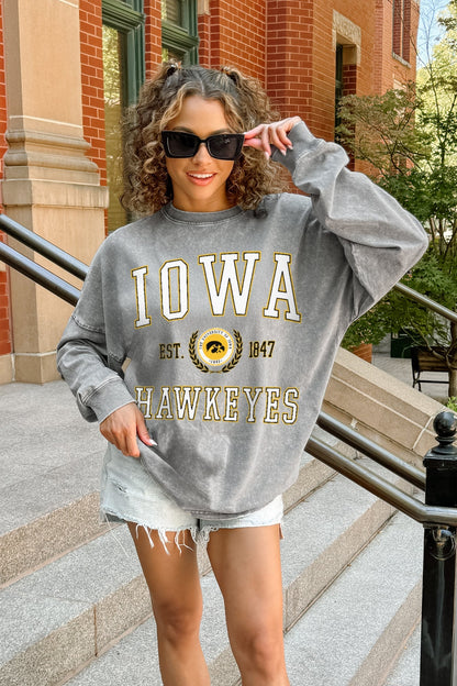 IOWA HAWKEYES FINAL SCORE FADED WASH PULLOVER