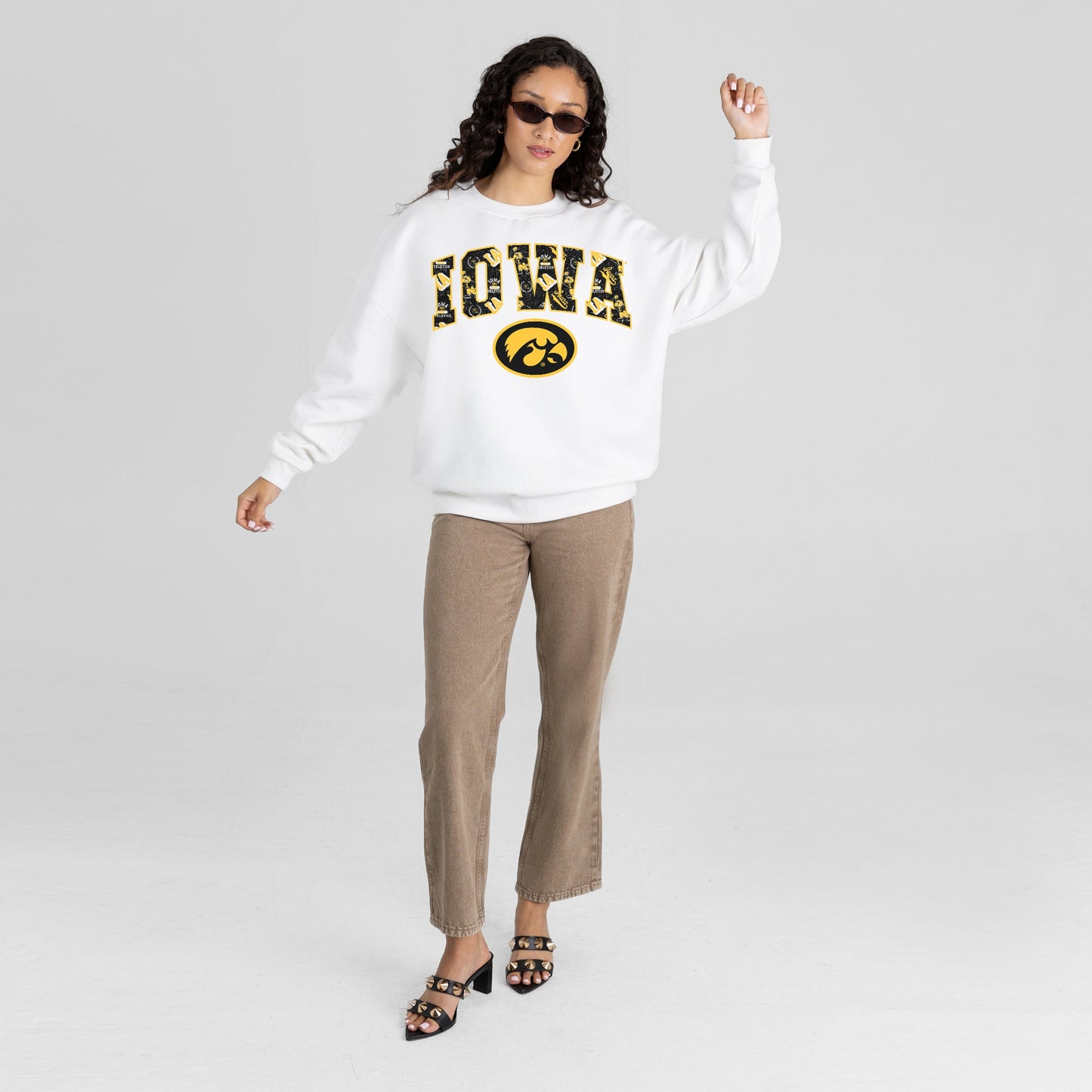 IOWA HAWKEYES SWEET PLAY PREMIUM FLEECE DROP SHOULDER CREWNECK PULLOVER