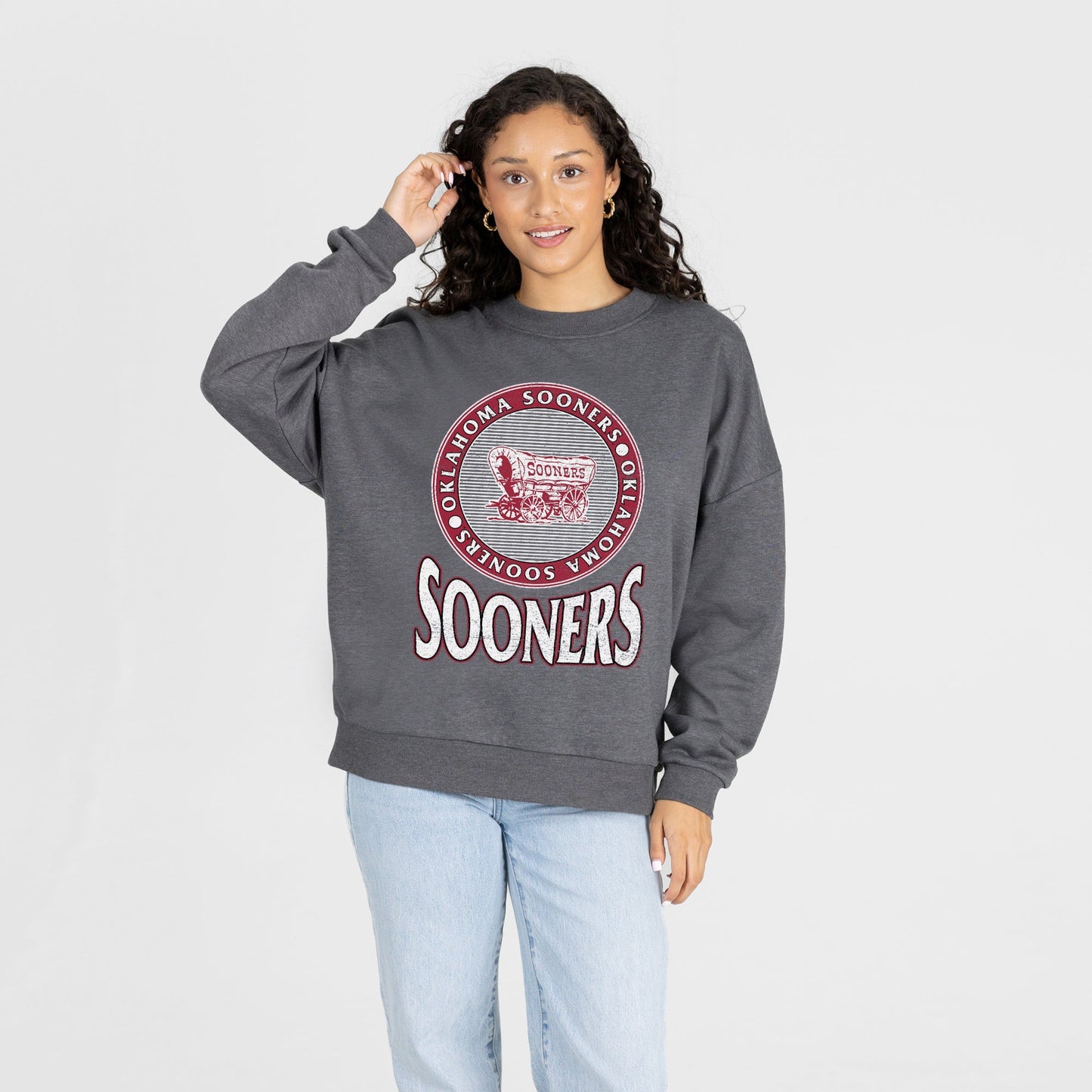 OKLAHOMA SOONERS SATURDAY SEAL PREMIUM FLEECE DROP SHOULDER CREWNECK PULLOVER