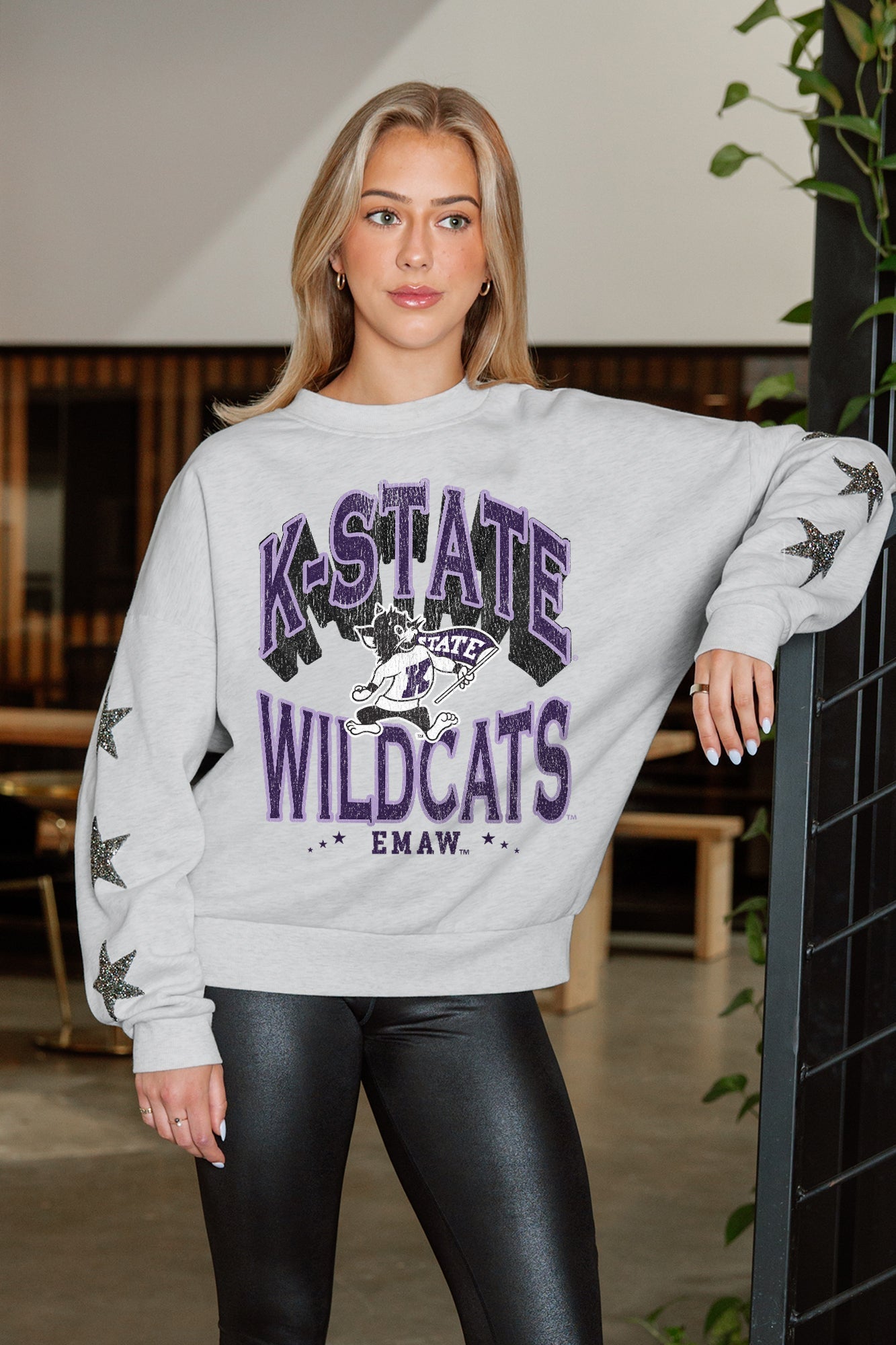 KANSAS STATE WILDCATS RESILIENCE STAR EMBELLISHED CREW SWEATSHIRT
