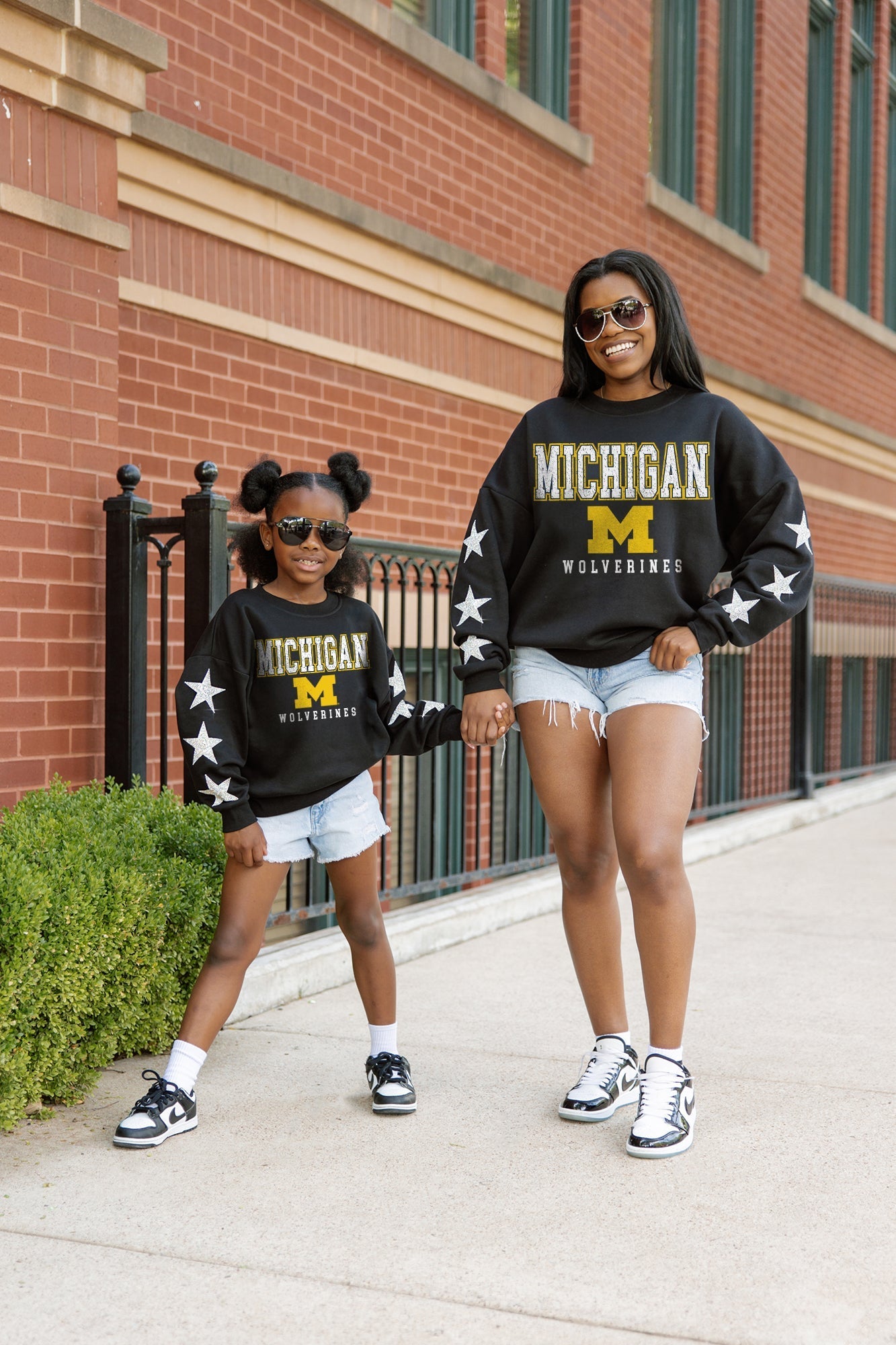MICHIGAN WOLVERINES VELOCITY STAR EMBELLISHED CREW SWEATSHIRT