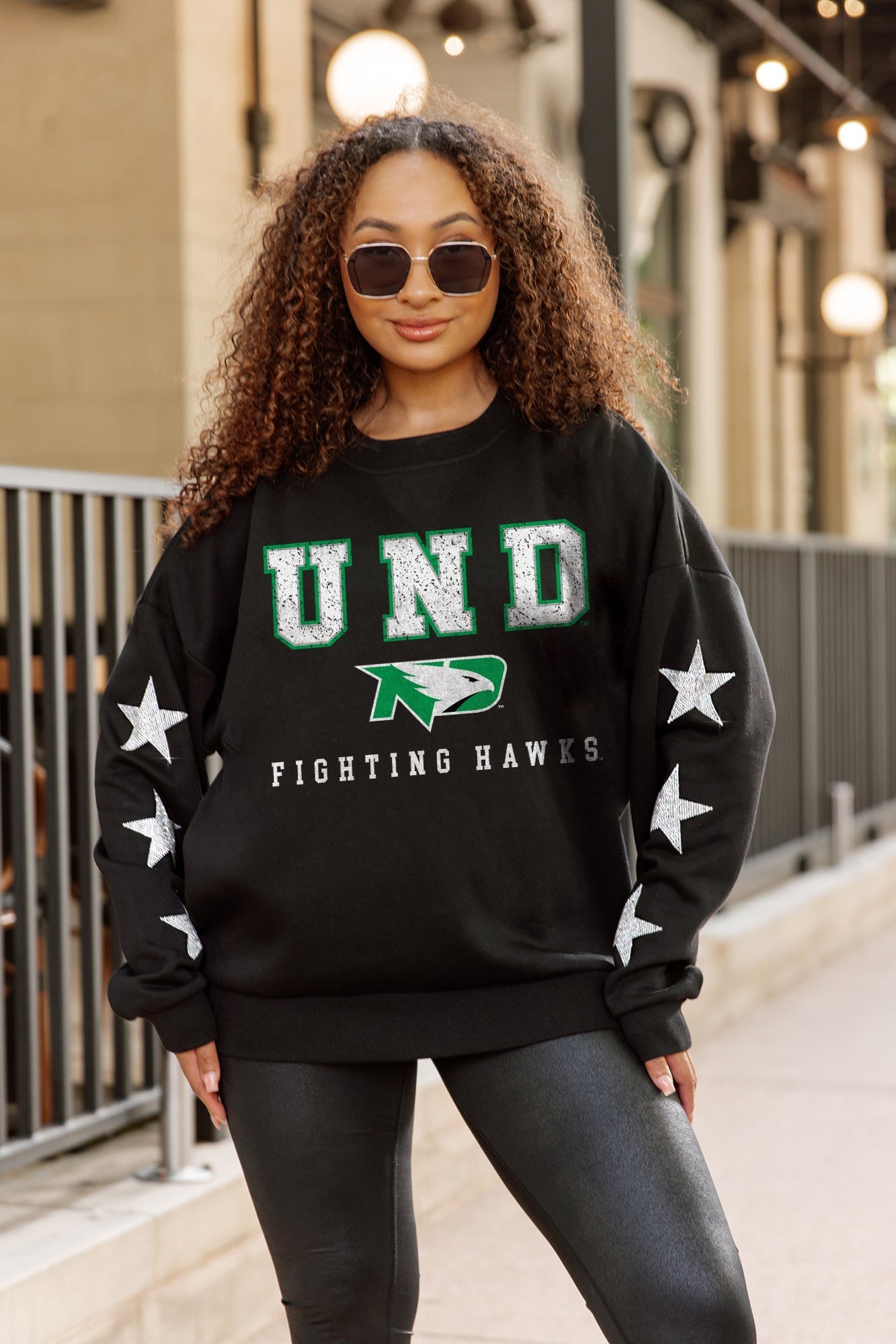 NORTH DAKOTA FIGHTING HAWKS VELOCITY STAR EMBELLISHED CREW SWEATSHIRT