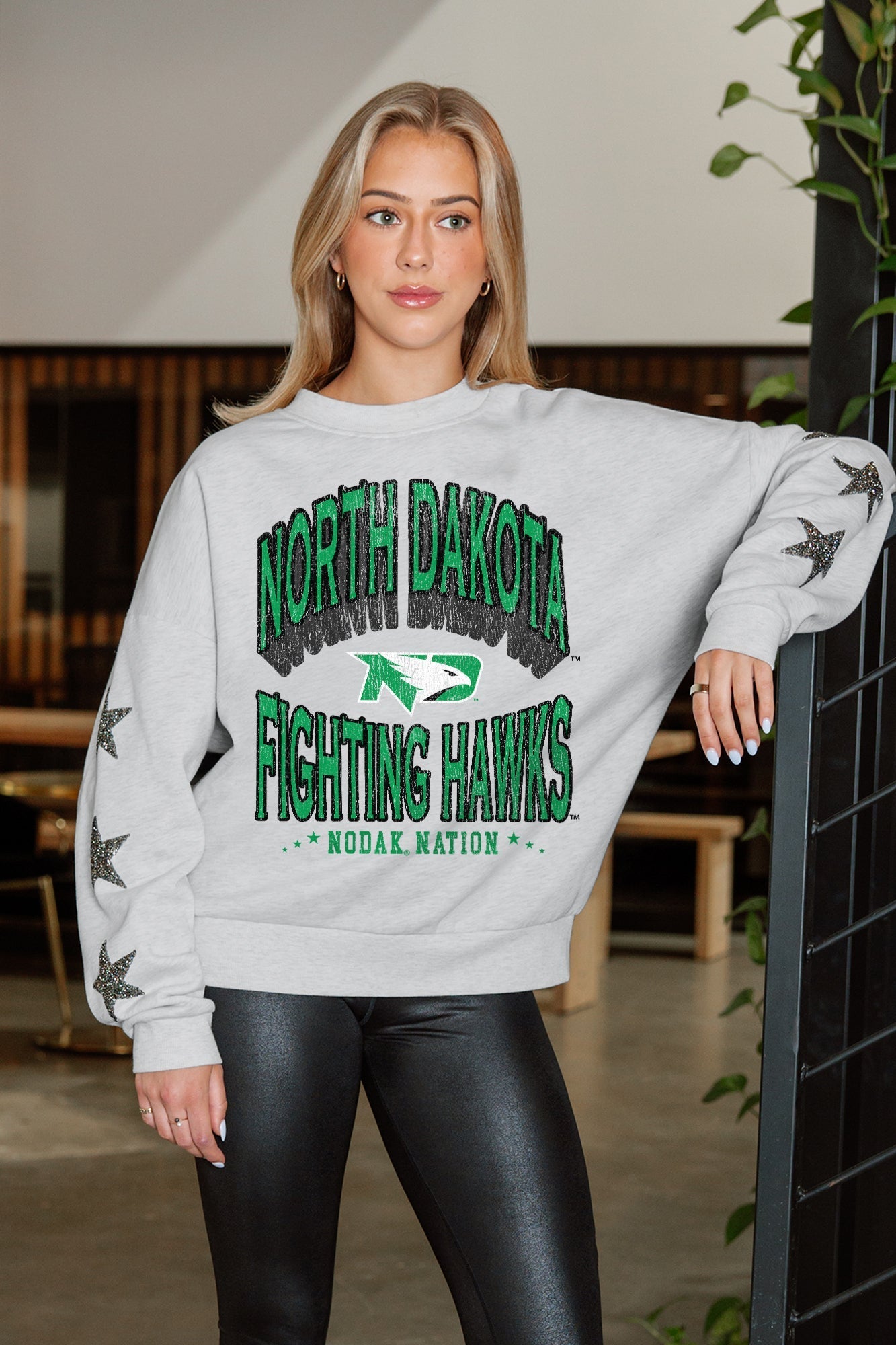 NORTH DAKOTA FIGHTING HAWKS RESILIENCE STAR EMBELLISHED CREW SWEATSHIRT