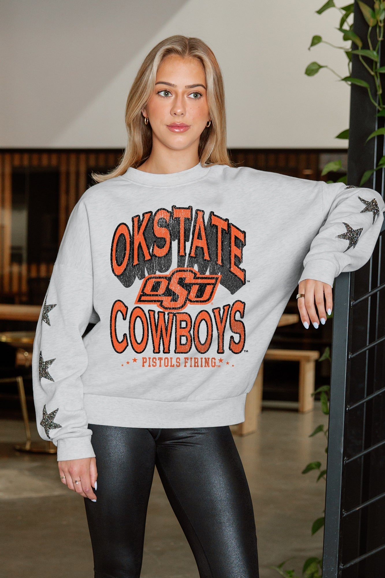OKLAHOMA STATE COWBOYS RESILIENCE STAR EMBELLISHED CREW SWEATSHIRT