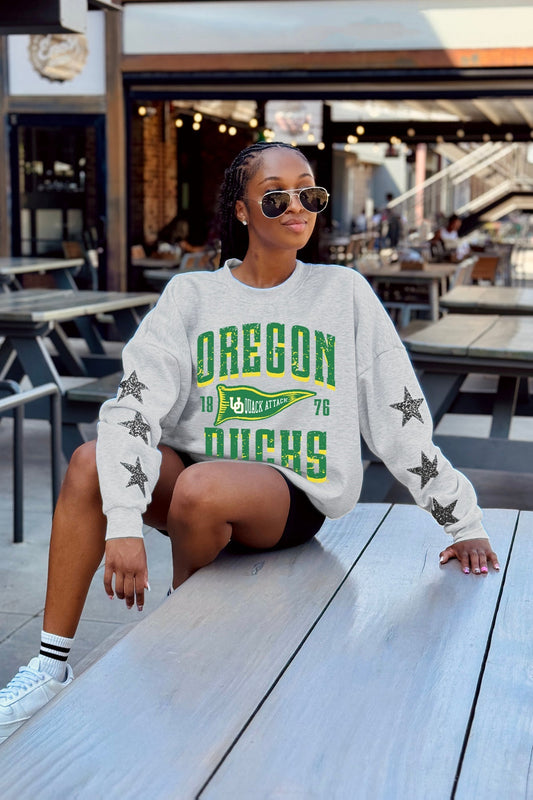 OREGON DUCKS PENNANT PRIDE EMBELLISHED STAR SLEEVE CREWNECK PULLOVER
