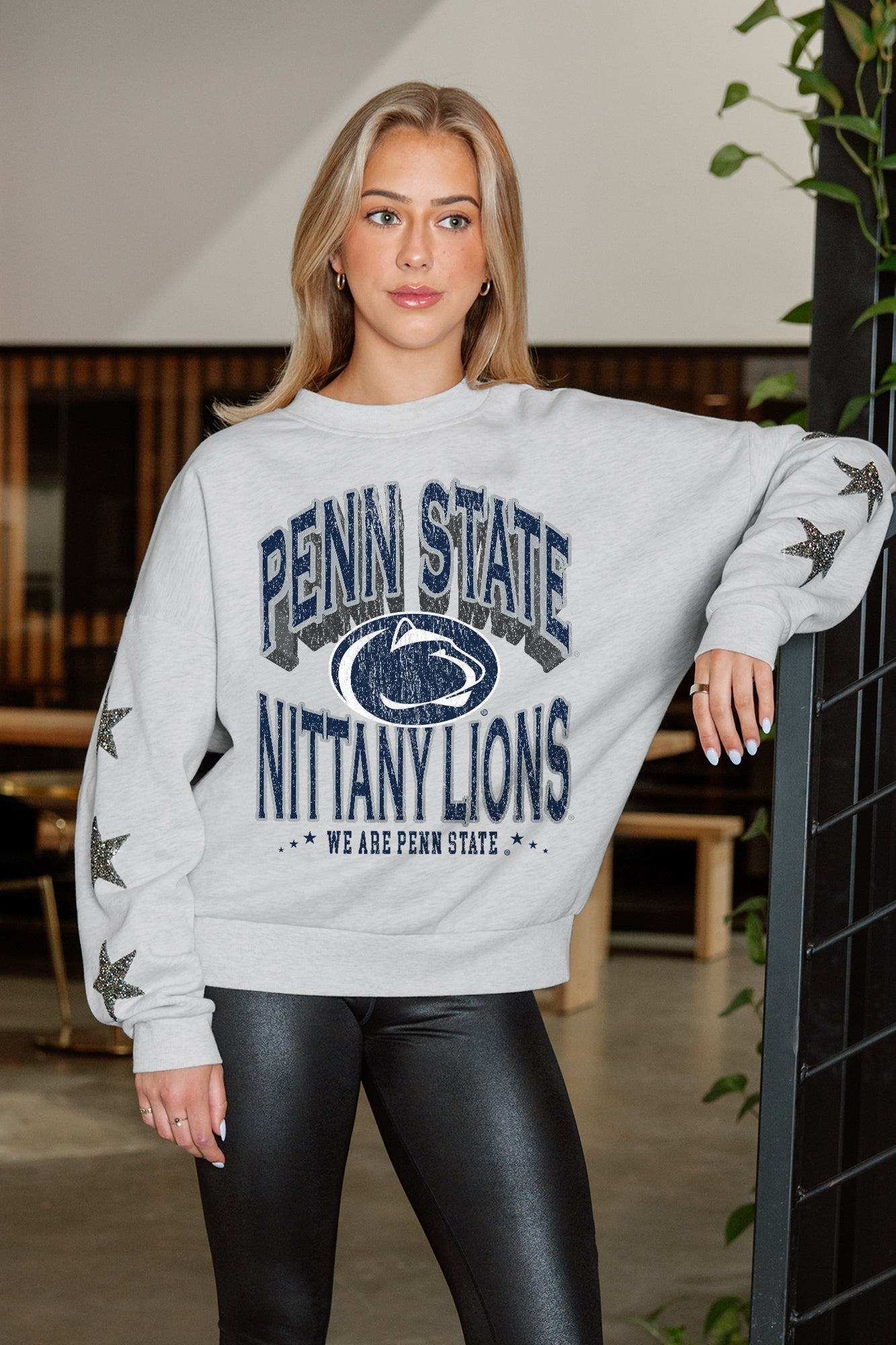 PENN STATE NITTANY LIONS RESILIENCE STAR EMBELLISHED CREW SWEATSHIRT