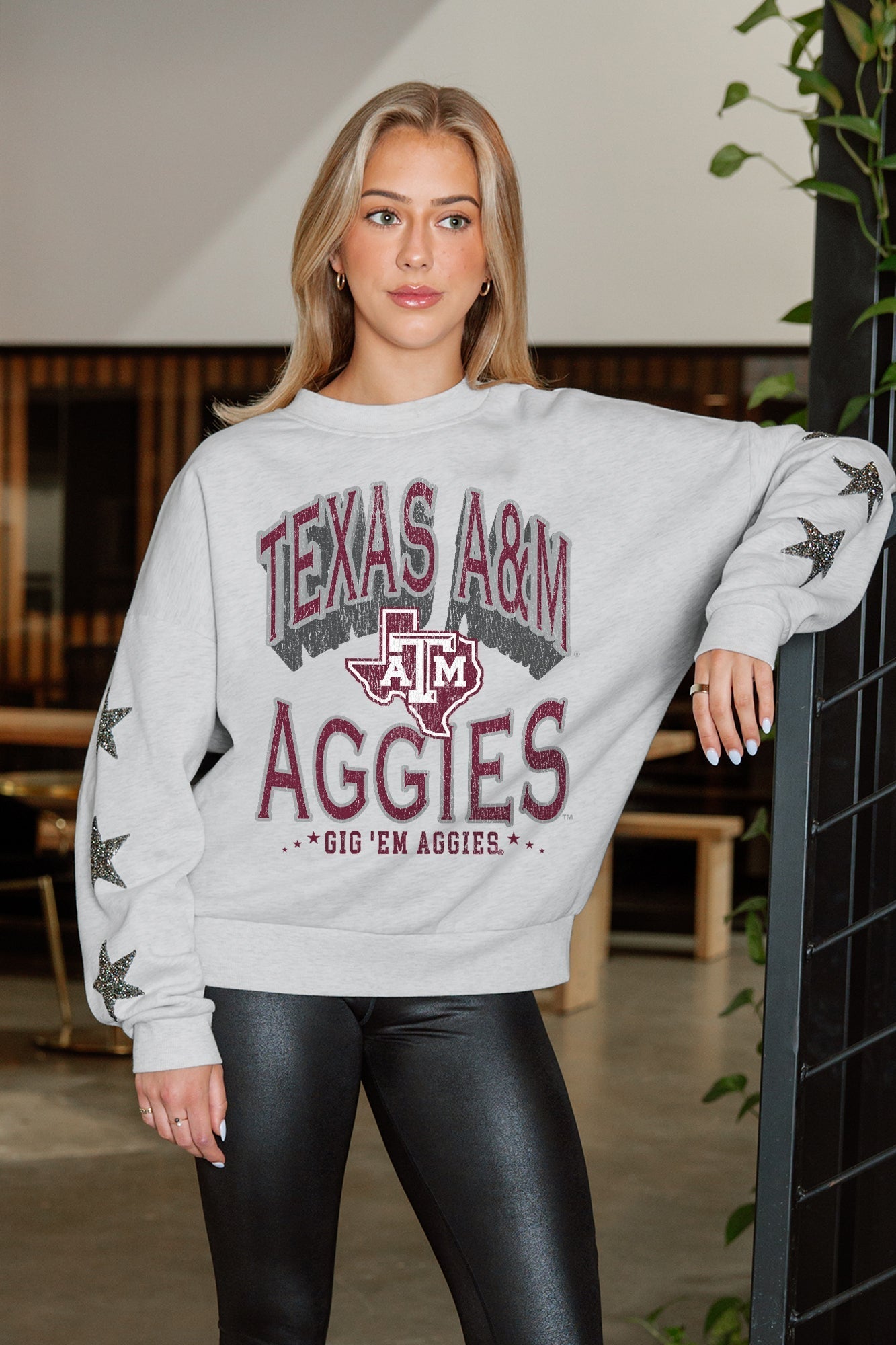 TEXAS A&M AGGIES RESILIENCE STAR EMBELLISHED CREW SWEATSHIRT