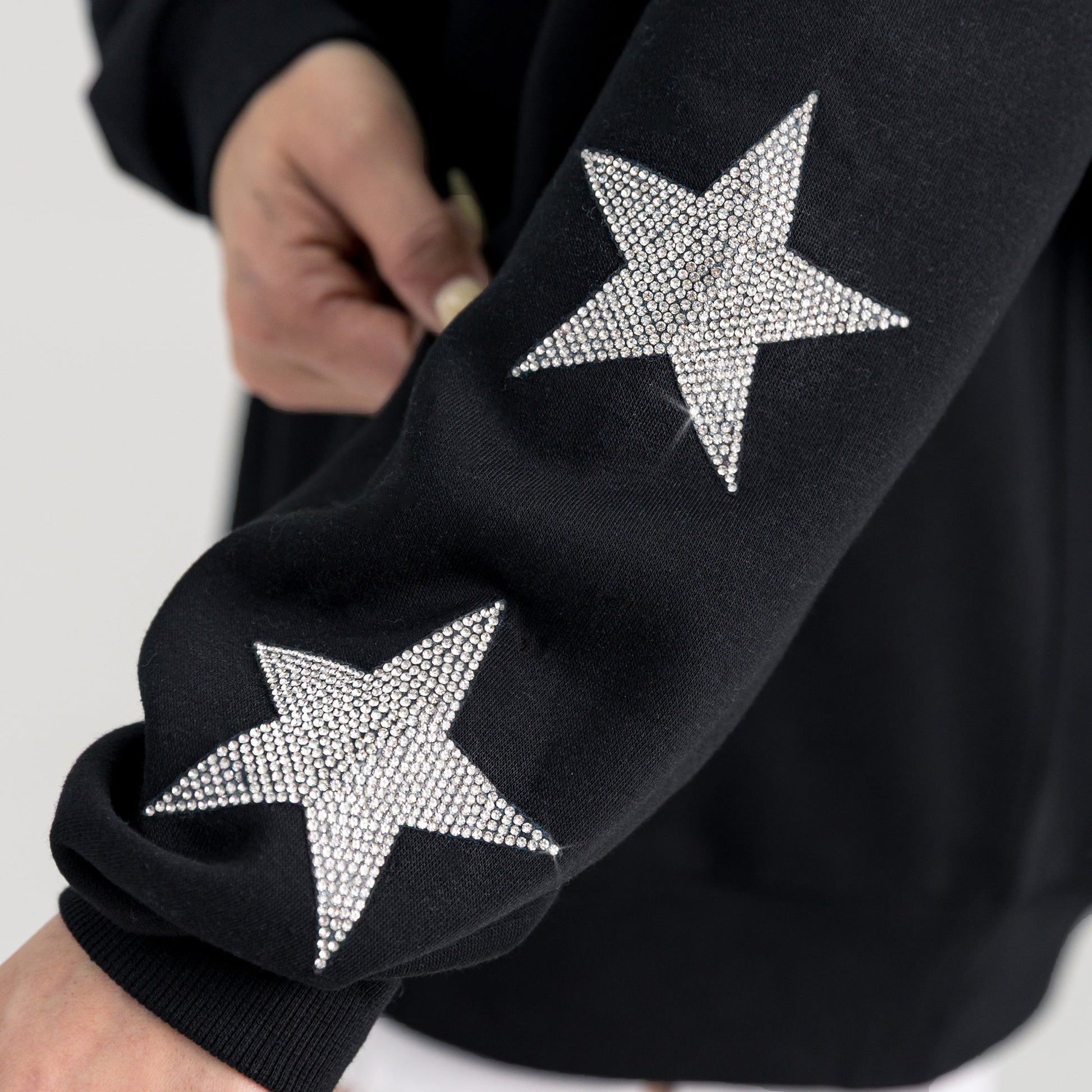 WISCONSIN BADGERS VELOCITY STAR EMBELLISHED CREW SWEATSHIRT