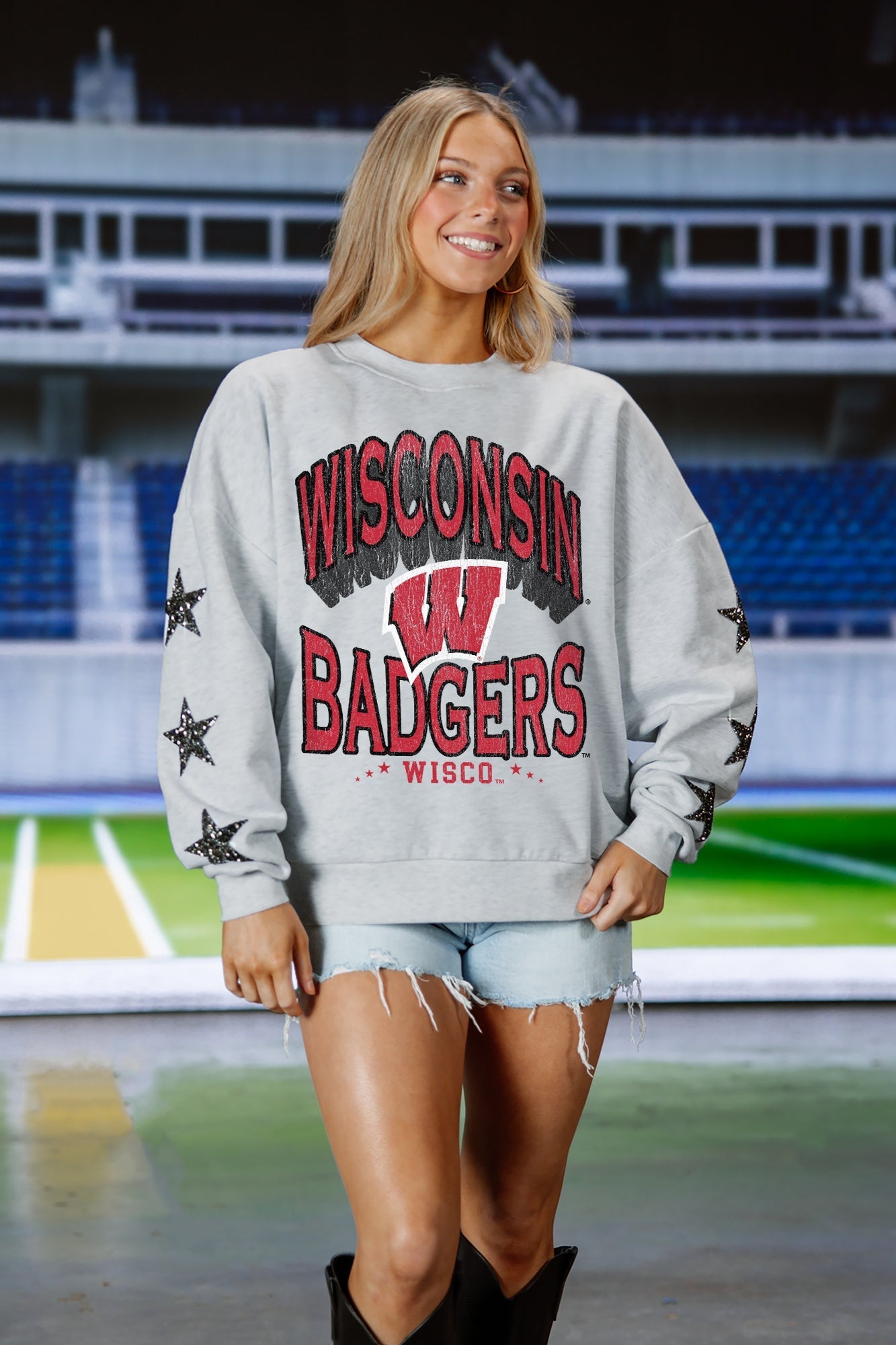 WISCONSIN BADGERS RESILIENCE STAR EMBELLISHED CREW SWEATSHIRT