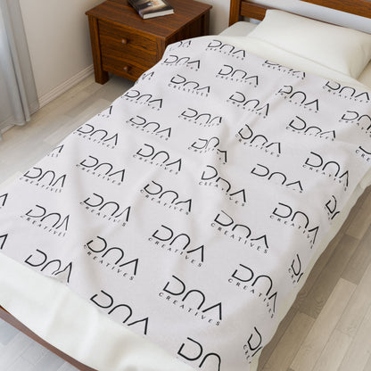 Plush Velveteen Blanket — Soft Logo Print Throw for Home & Gifts