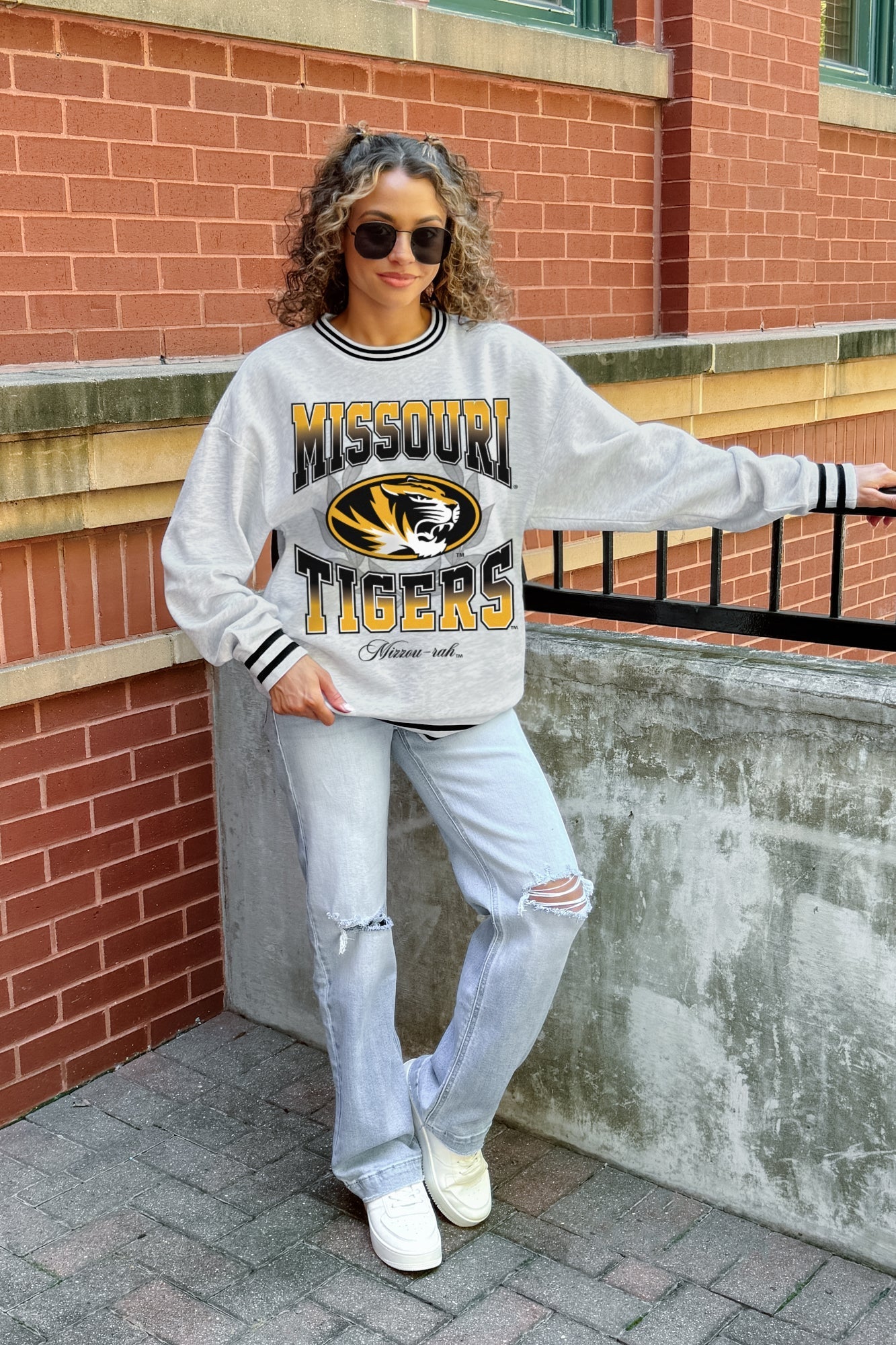MISSOURI TIGERS FADE ROUTE CREW FLEECE RINGER SWEATSHIRT