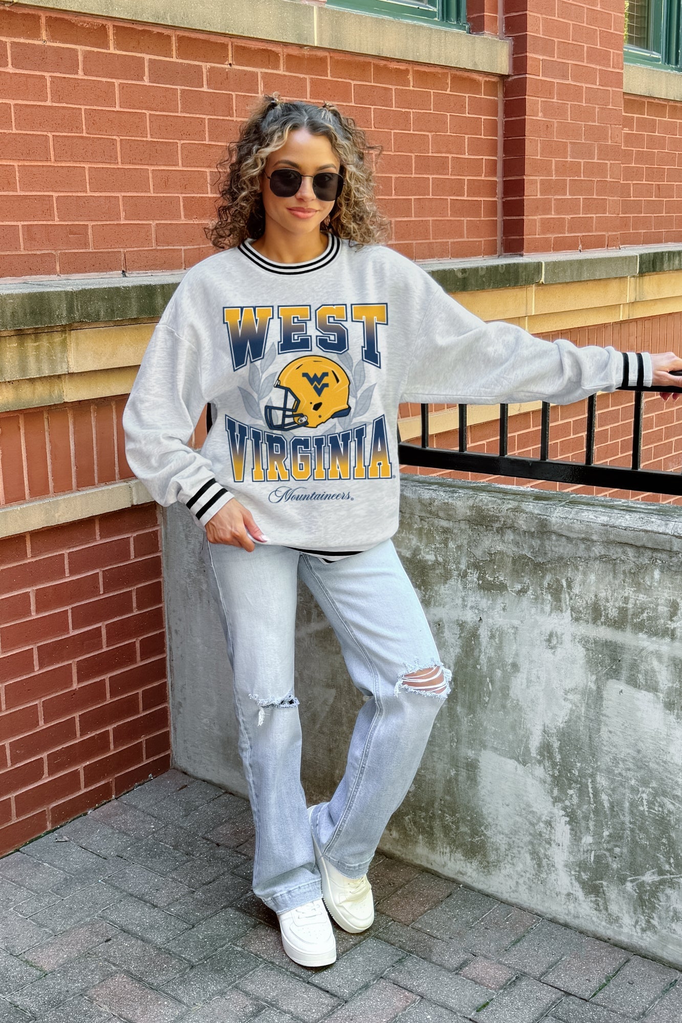 WEST VIRGINIA MOUNTAINEERS FADE ROUTE CREW FLEECE RINGER SWEATSHIRT