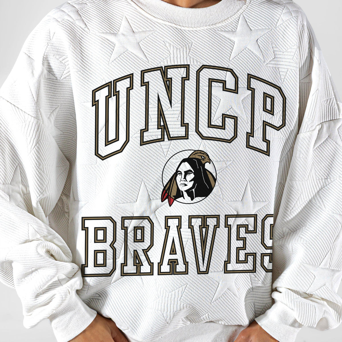 UNC AT PEMBROKE BRAVES BIG PLAY ENERGY EMBOSSED STAR CREWNECK