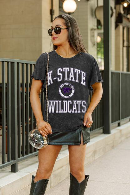 KANSAS STATE WILDCATS VICTORY MODE FLUTTER SLEEVE TEE IN BLACK