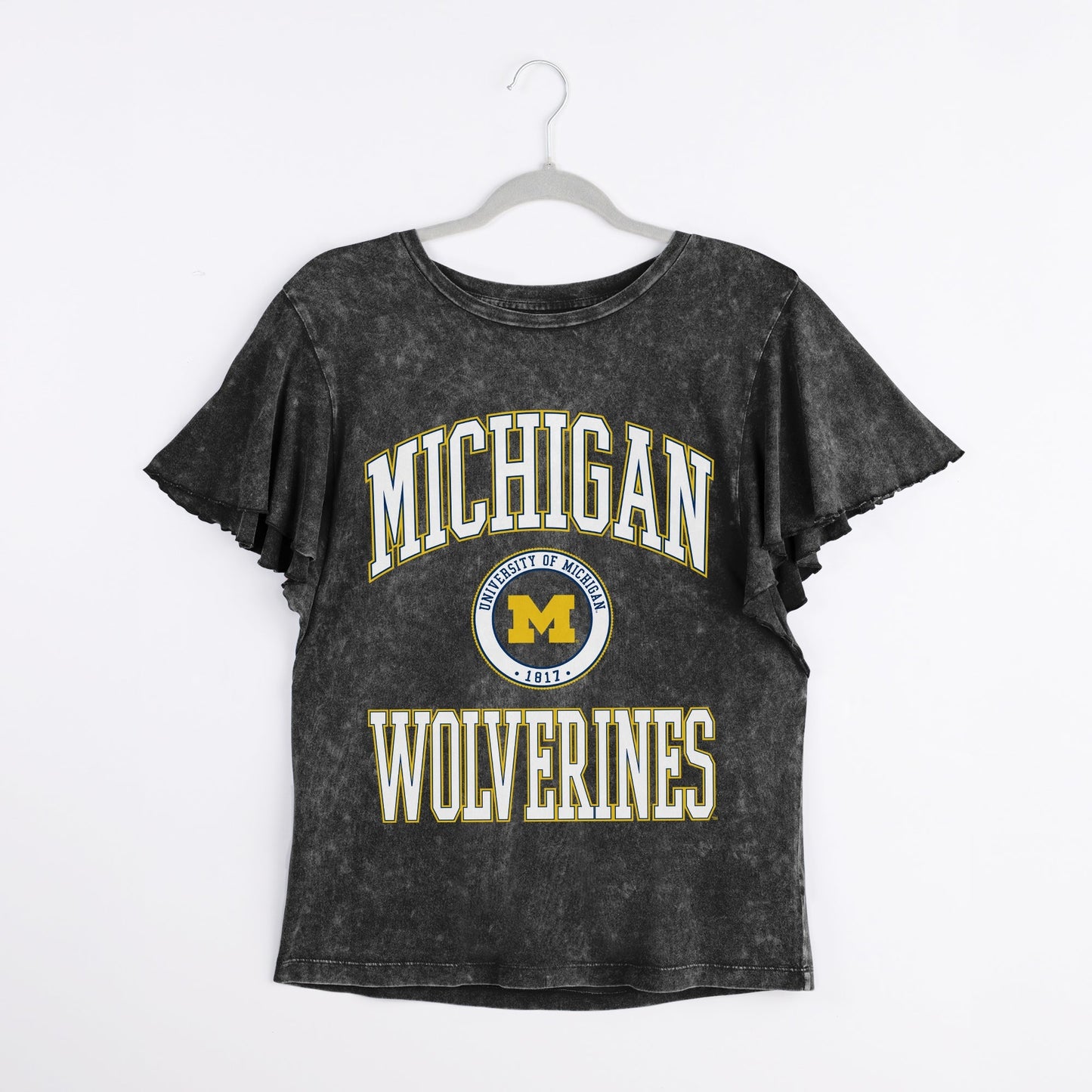 MICHIGAN WOLVERINES VICTORY MODE FLUTTER SLEEVE TEE IN BLACK