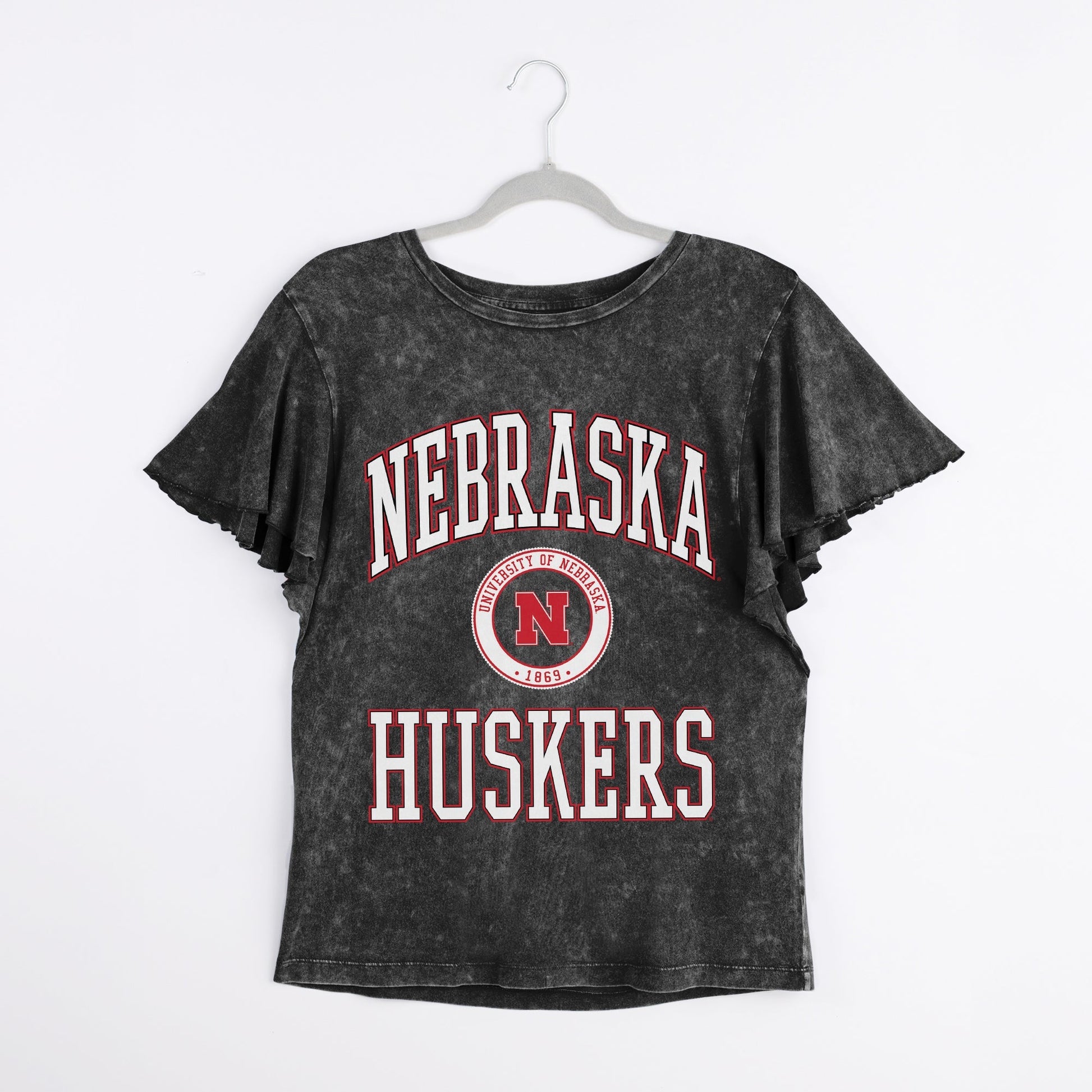 NEBRASKA CORNHUSKERS VICTORY MODE FLUTTER SLEEVE TEE IN BLACK