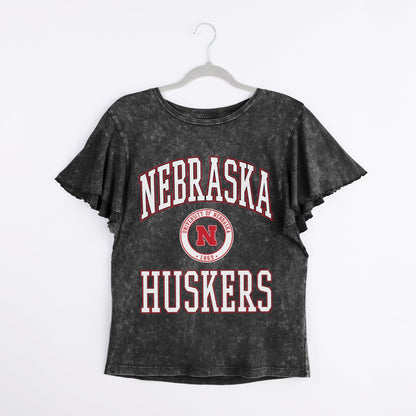 NEBRASKA CORNHUSKERS VICTORY MODE FLUTTER SLEEVE TEE IN BLACK