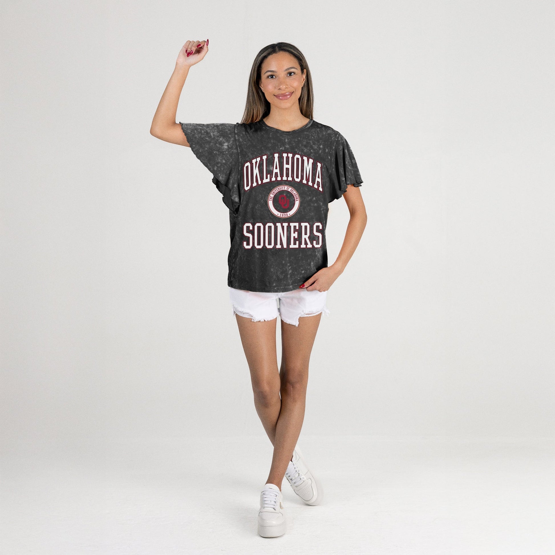 OKLAHOMA SOONERS VICTORY MODE FLUTTER SLEEVE TEE IN BLACK