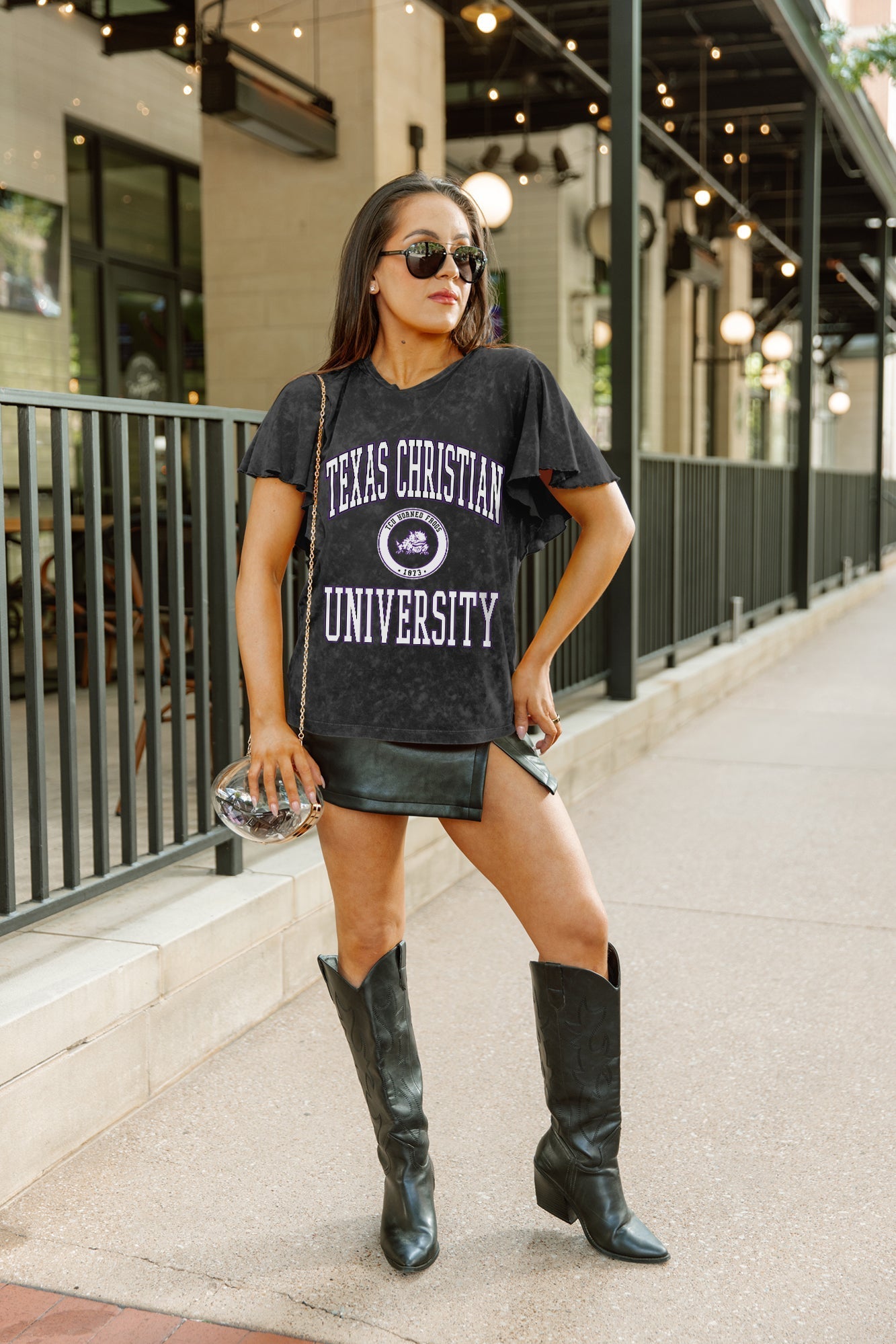 TCU HORNED FROGS VICTORY MODE FLUTTER SLEEVE TEE IN BLACK