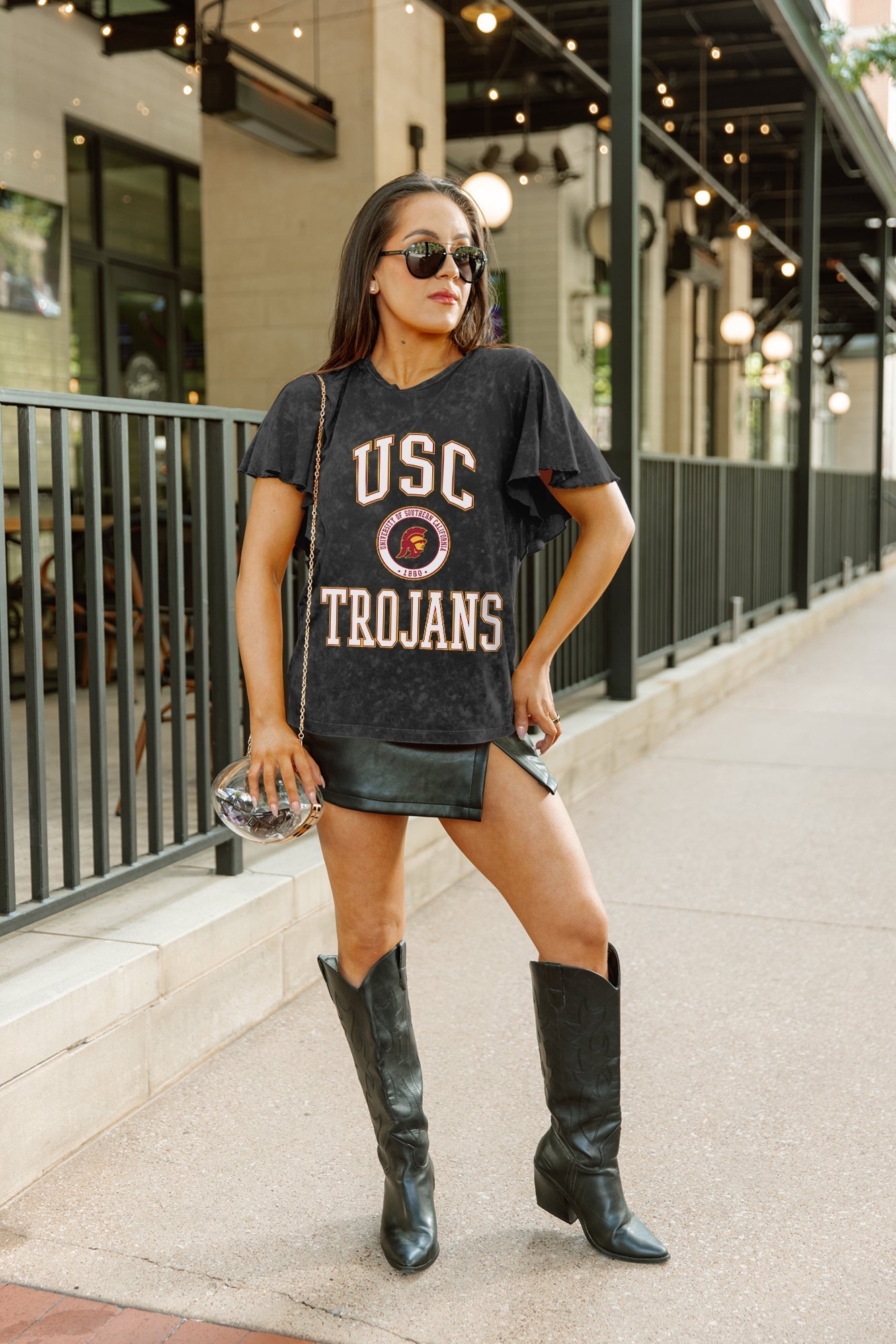 USC TROJANS VICTORY MODE FLUTTER SLEEVE TEE IN BLACK