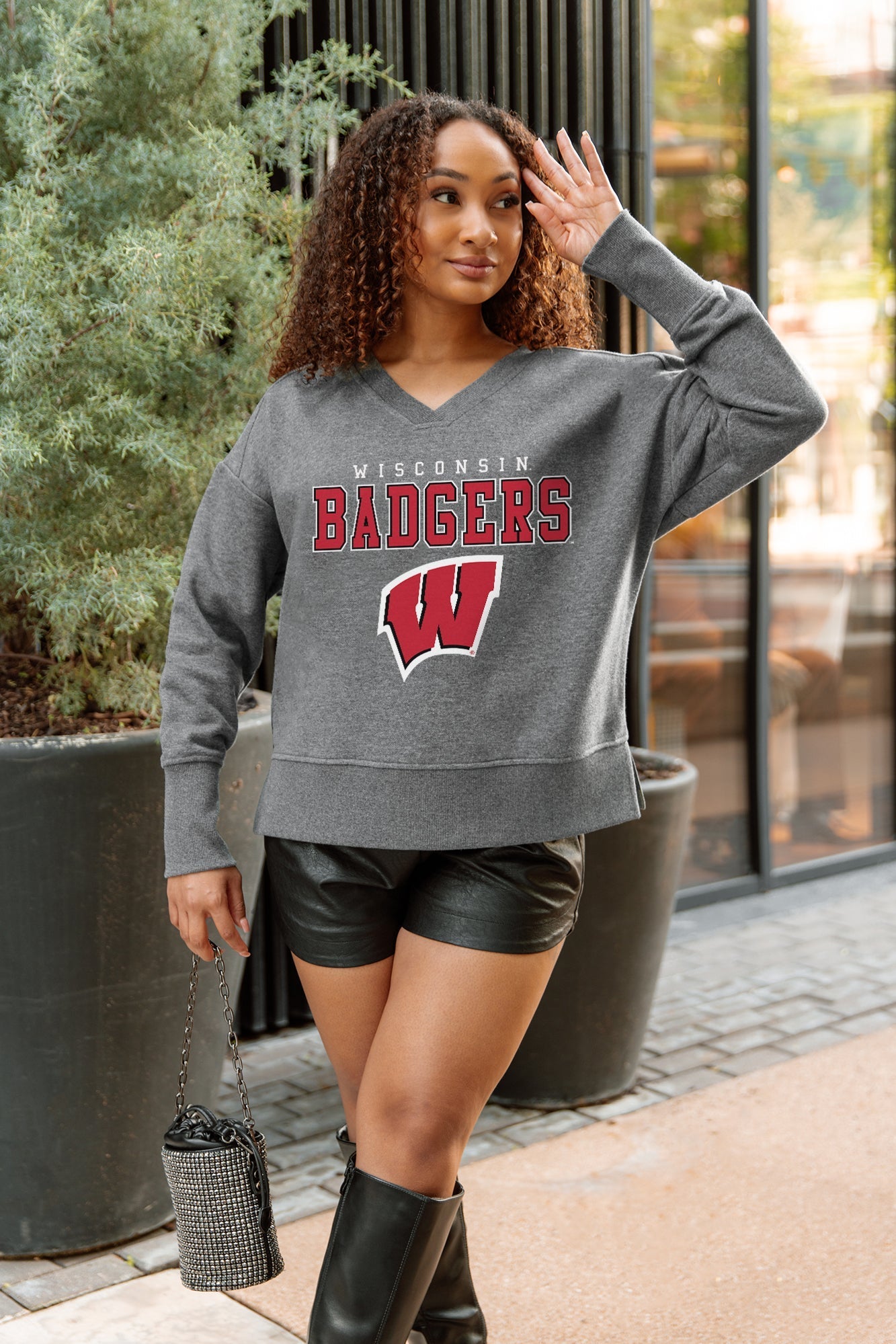 WISCONSIN BADGERS MOST WANTED CLASSIC FRENCH TERRY PULLOVER