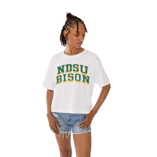 NORTH DAKOTA STATE BISON CLAIM TO FAME WOMEN'S MIDI-LENGTH, BOXY FIT CROPPED TEE WITH DROP SHOULDER SLEEVE