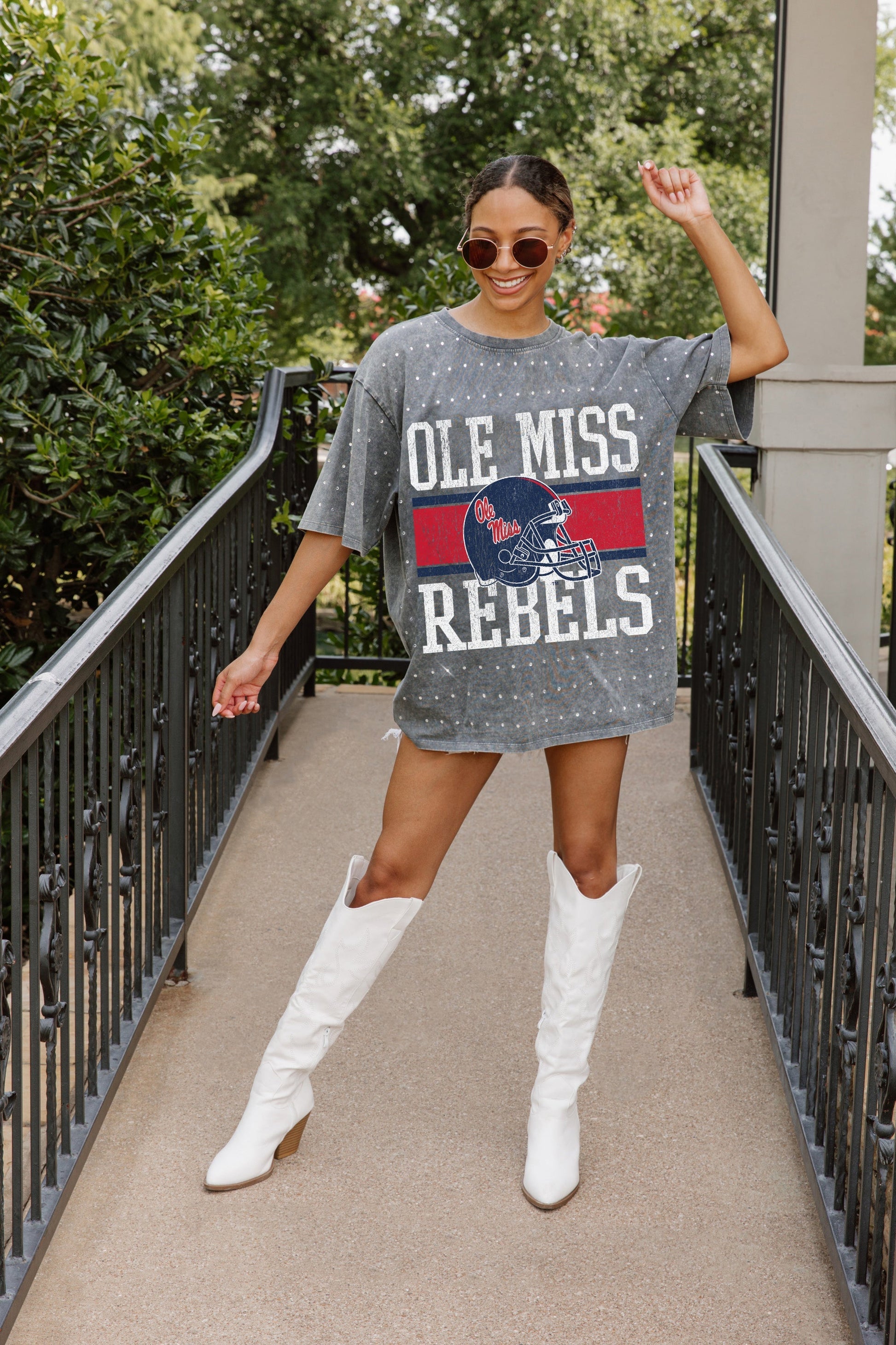 OLE MISS REBELS ON THE BALL OVERSIZED ALL-OVER MINI RHINESTONE SHORT SLEEVE CLASSIC TEE WITH RIBBED NECKLINE