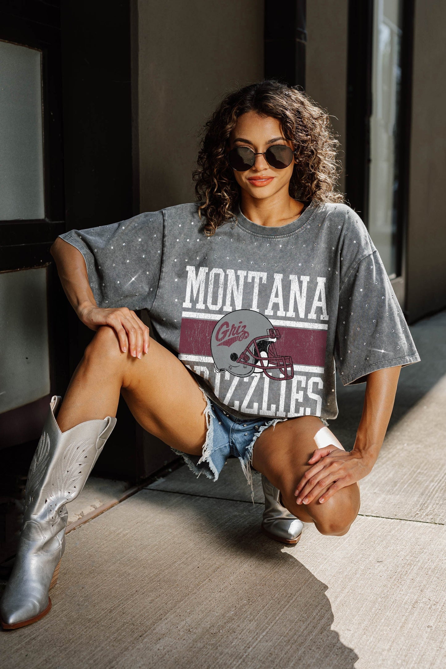 MONTANA GRIZZLIES ON THE BALL OVERSIZED ALL-OVER MINI RHINESTONE SHORT SLEEVE CLASSIC TEE WITH RIBBED NECKLINE