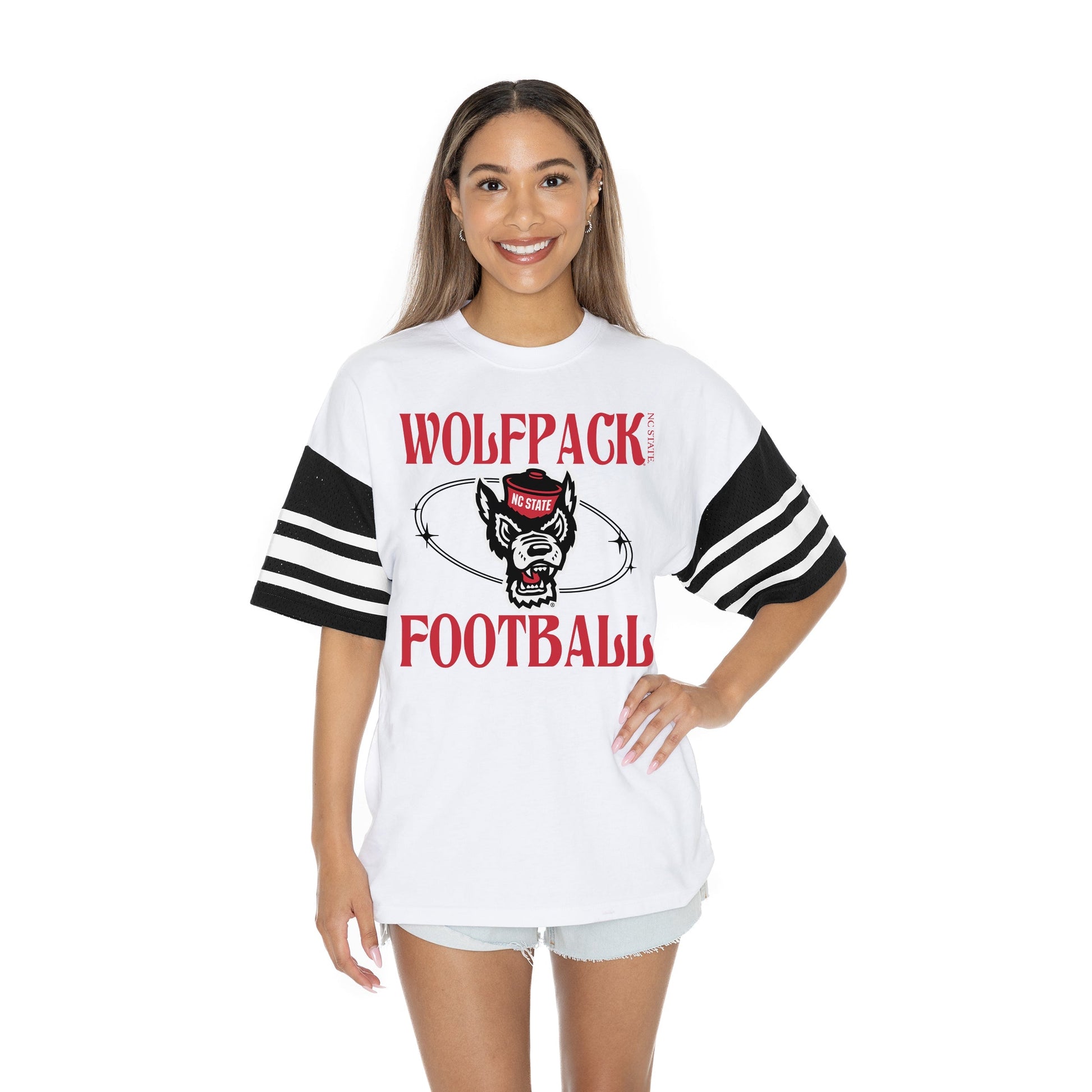 NORTH CAROLINA STATE WOLFPACK STARTING LINEUP BOLD CONTRAST, OVERSIZED, SPORTY HERITAGE-STRIPED TEE WITH JERSEY MESH SHORT SLEEVES AND RIBBED NECKLINE
