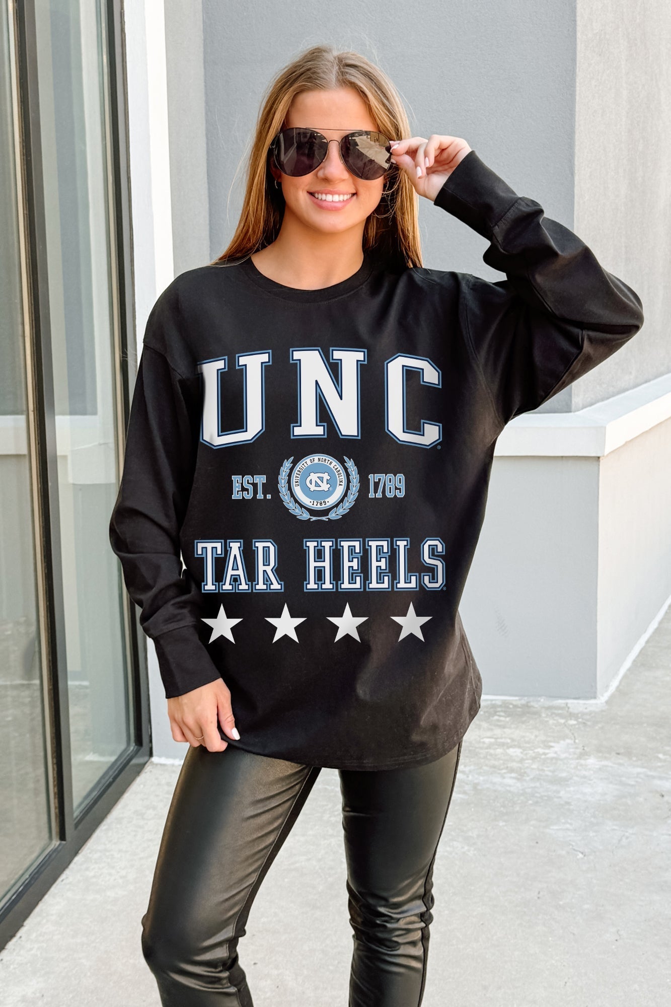 NORTH CAROLINA TAR HEELS EVERYDAY STAR ESSENTIAL RELAXED FIT LONG SLEEVE TEE