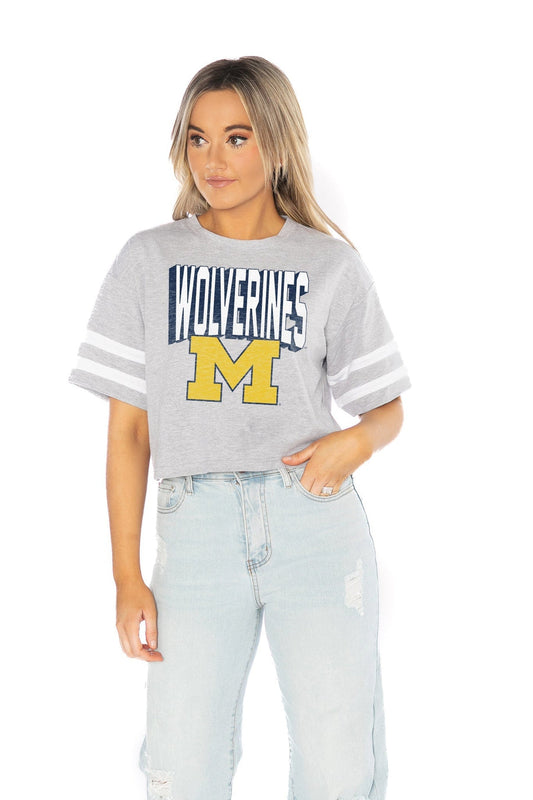 MICHIGAN WOLVERINES NO SHORTCUTS DROP SHOULDER MID-CROP TEE