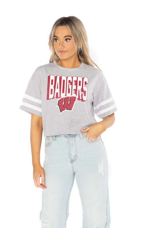 WISCONSIN BADGERS NO SHORTCUTS DROP SHOULDER MID-CROP TEE