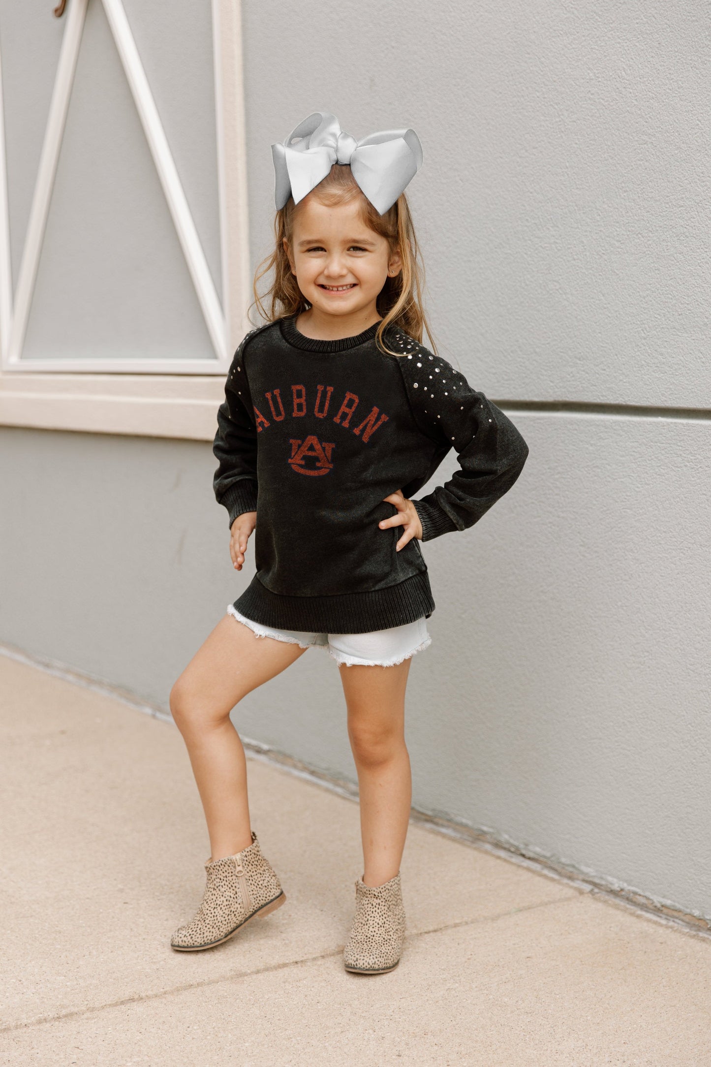 AUBURN TIGERS DON'T BLINK KIDS VINTAGE STUDDED PULLOVER